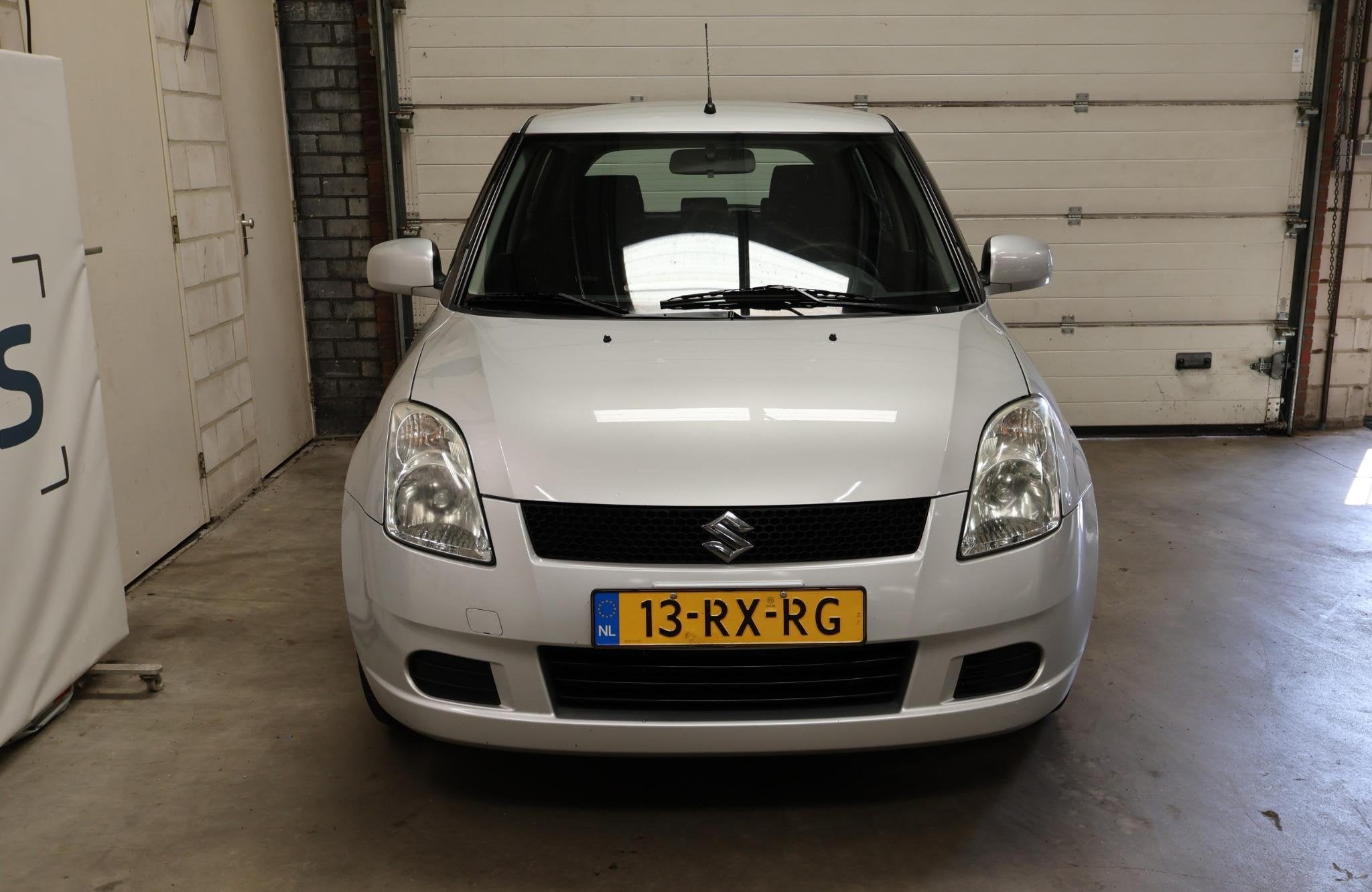 Suzuki Swift 1.3 GLS Airco APK 2e eigenaar NAP, Voorwielaandrijving, Stof, 965 kg, 400 kg