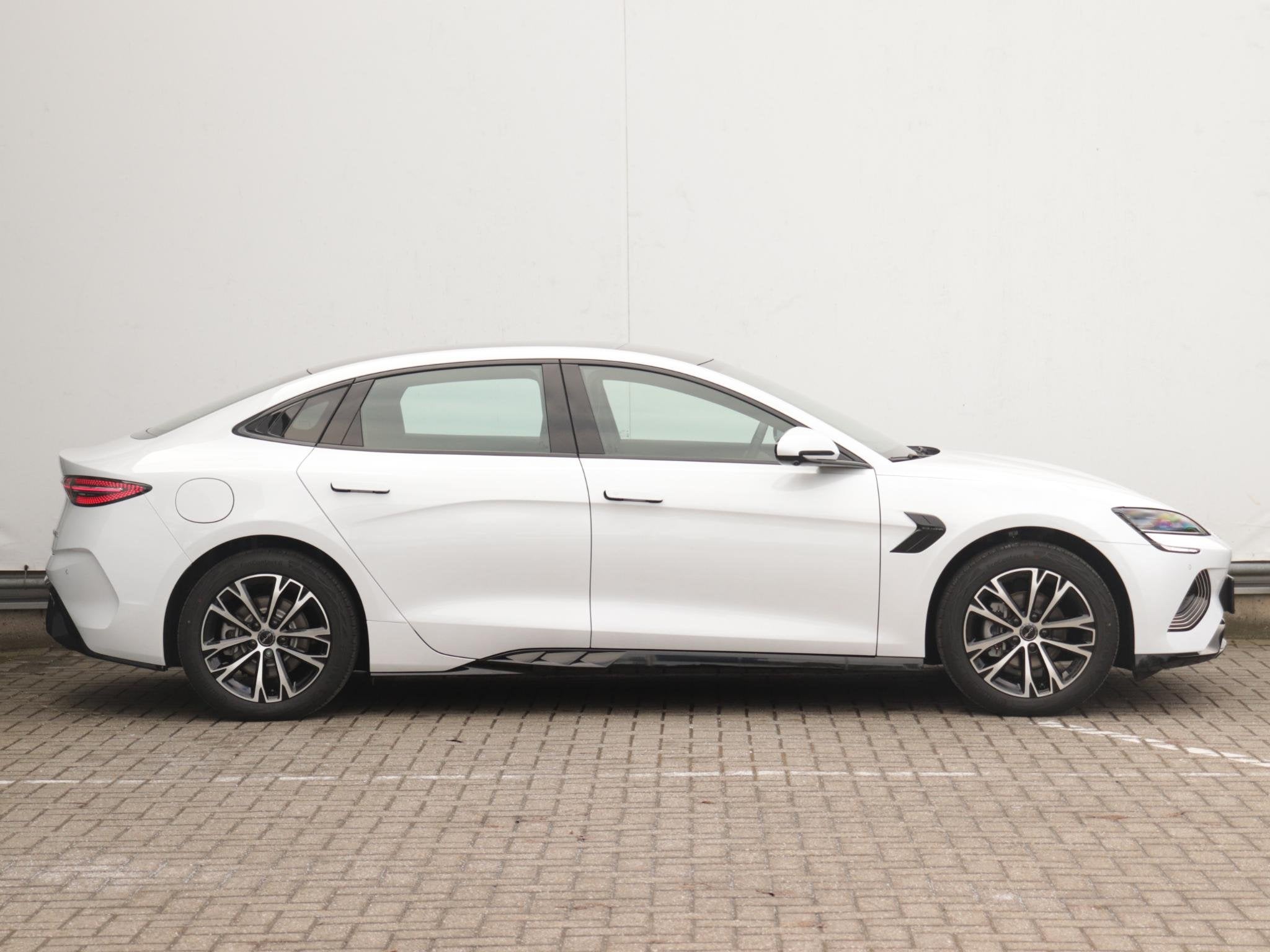 BYD SEAL Business RWD MY2026 61.4 kWh | Dynaudio | 360° cam, Auto's, BYD, Achterwielaandrijving, Automatische klimaatregeling