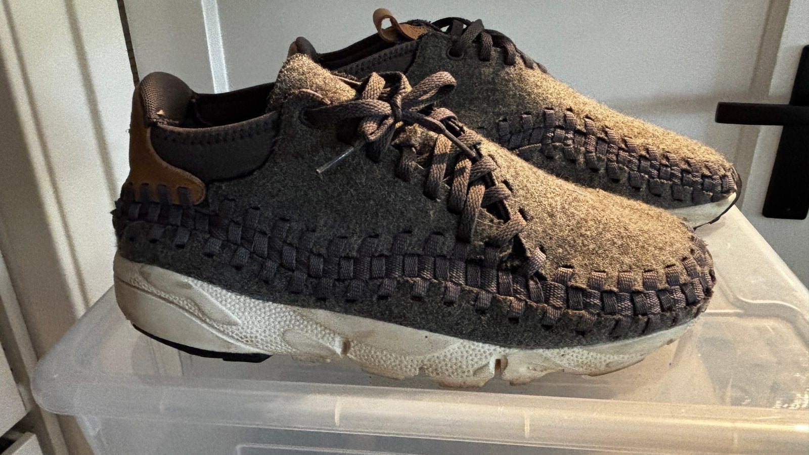 Nike air Footscape woven chukka 45, Ophalen of Verzenden, Nieuw, Grijs, Sneakers of Gympen