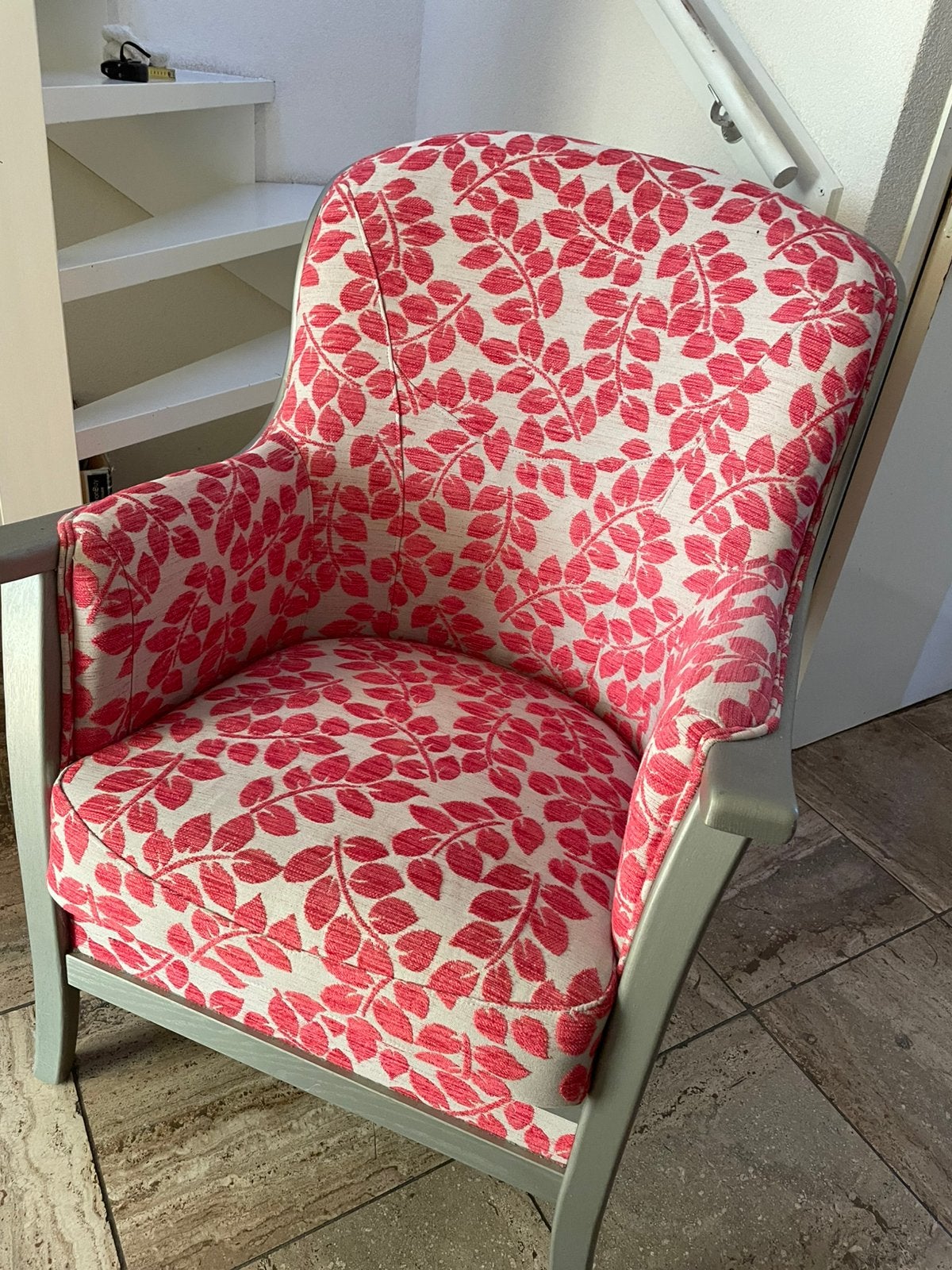 Mooie fauteuil in hippe stof en zilver onderstel, Huis en Inrichting, Fauteuils, Ophalen, 75 tot 100 cm, Zo goed als nieuw, 50 tot 75 cm
