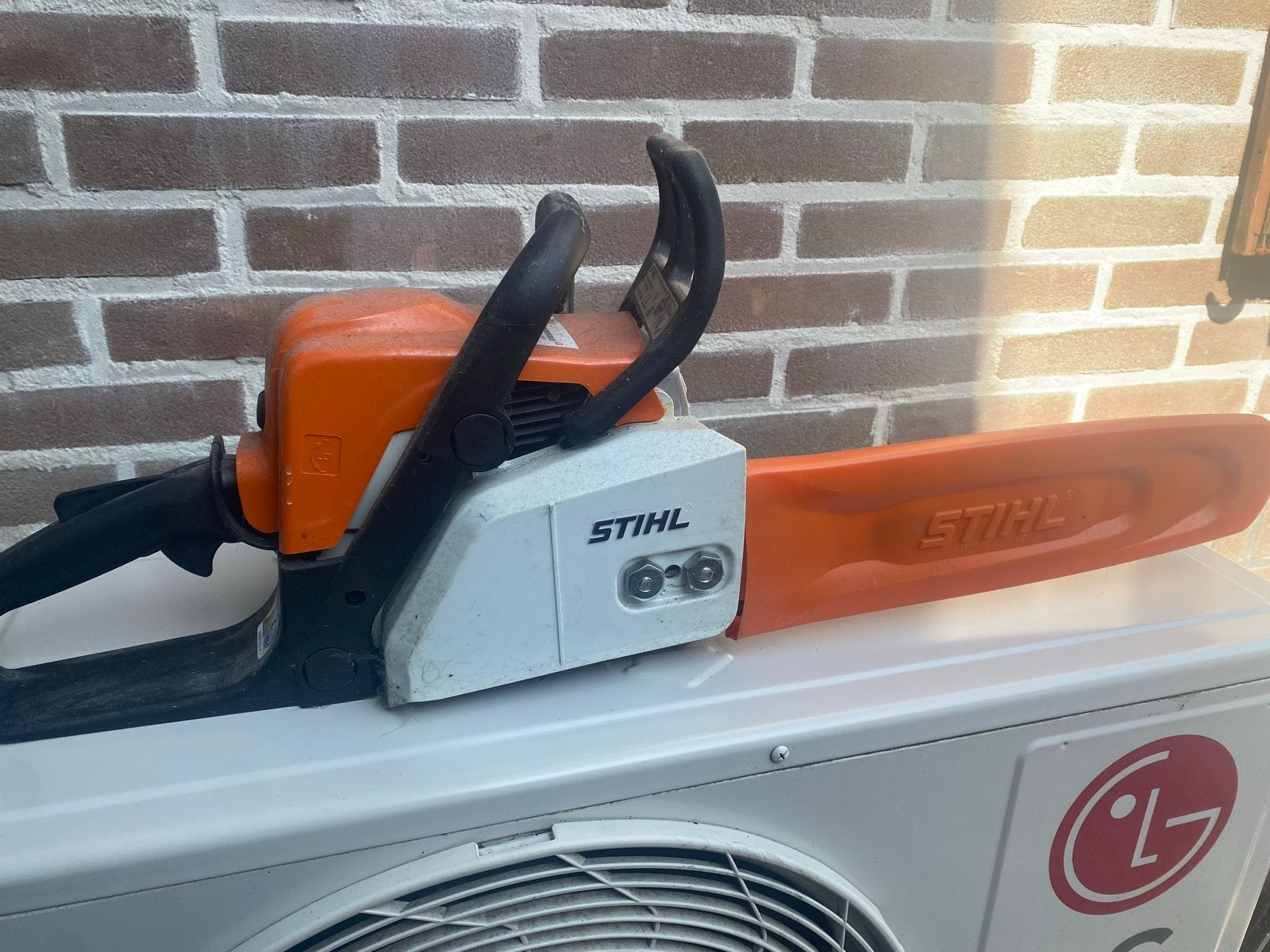 Stihl MS 180 Kettingzaag - Nieuwstaat met Aspen benzine, Ophalen of Verzenden, Zo goed als nieuw, Boomzaag