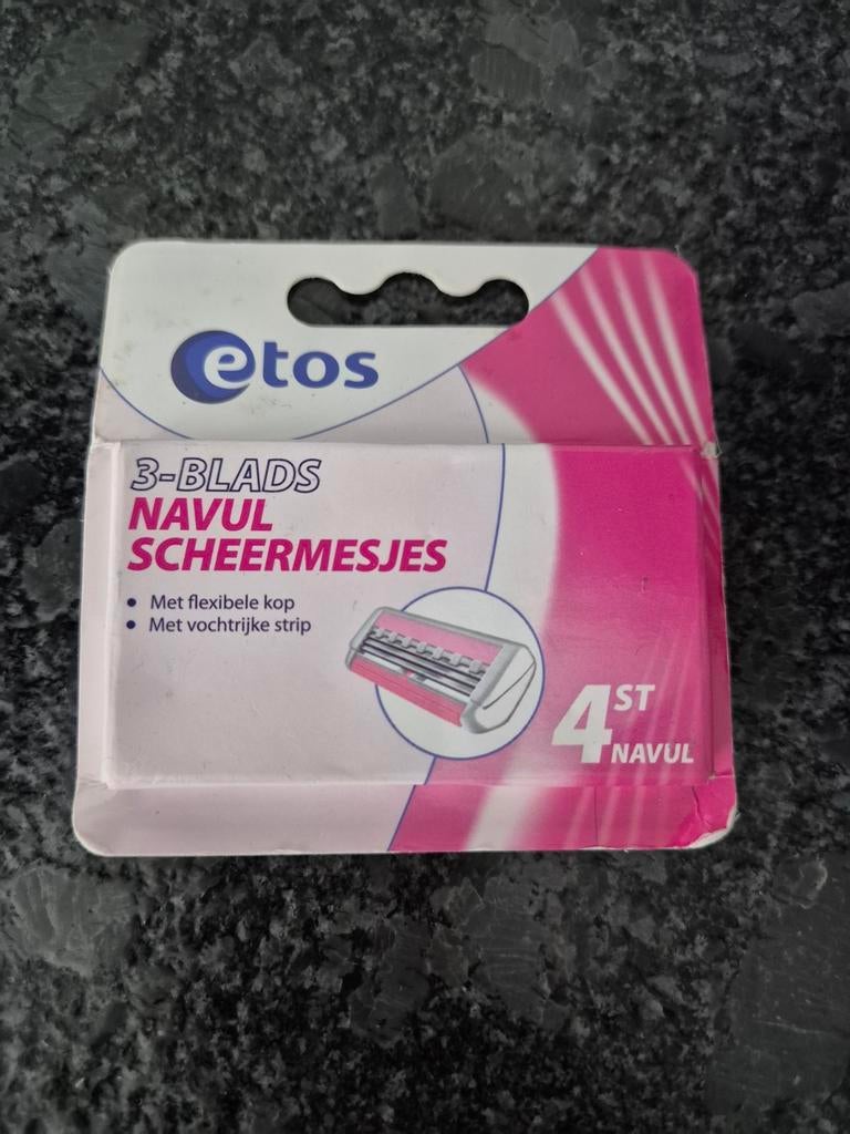 Etos - 3 blads Navul Scheermesjes 4 stuks nieuw, Ophalen of Verzenden, Nieuw, Overige typen