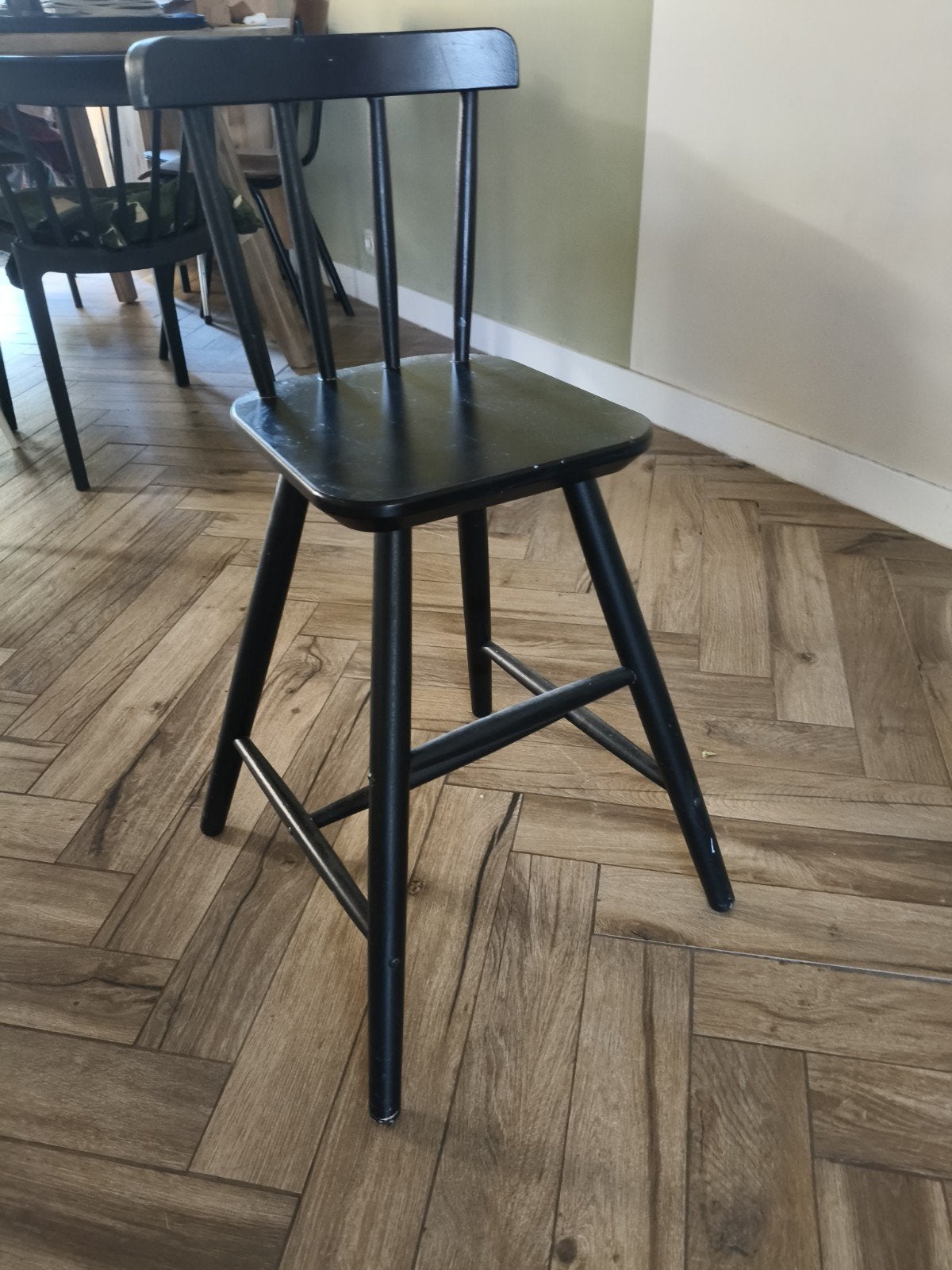 Ikea Agam kinderstoel zwart 2 stuks, Ophalen, Gebruikt, Eén, Hout