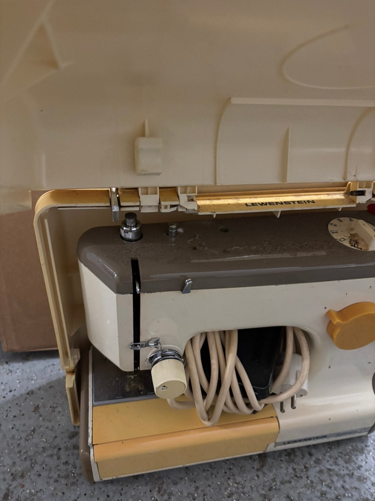 Naaimachine, Ophalen, Zo goed als nieuw