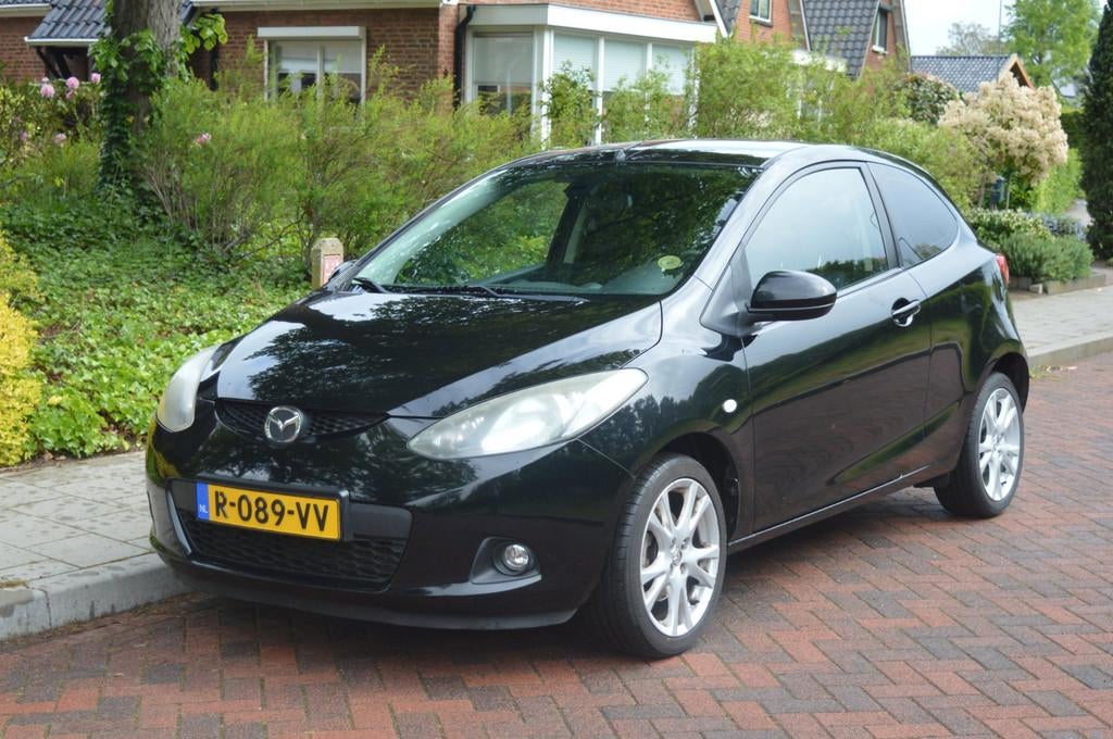 Mazda 2 1.3hp S-VT Touring, Voorwielaandrijving, Gebruikt, 4 cilinders, 4 stoelen