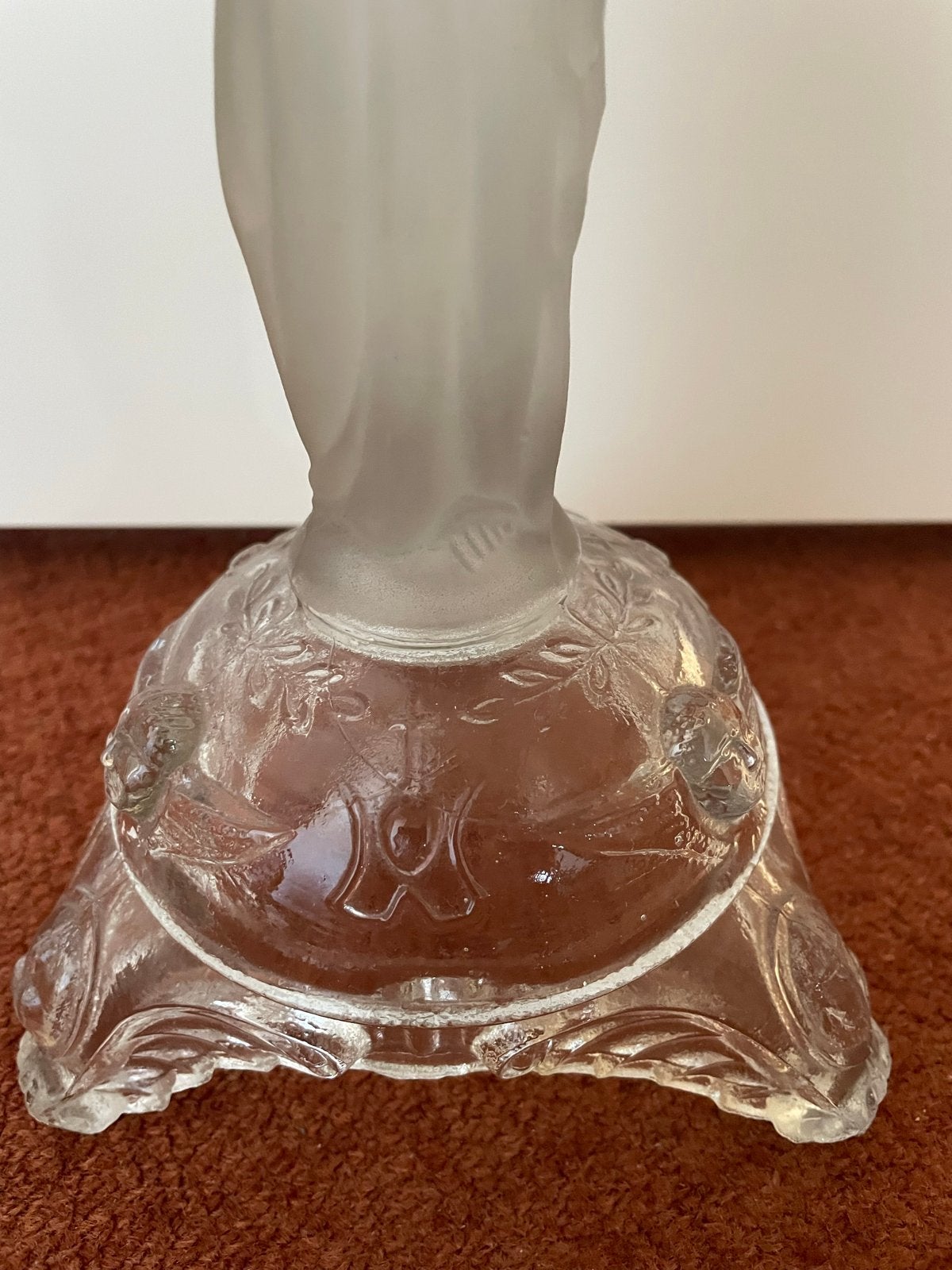 Vintage Glazen Kandelaar met Mariabeeld - Frosted Glas, Antiek en Kunst, Ophalen of Verzenden