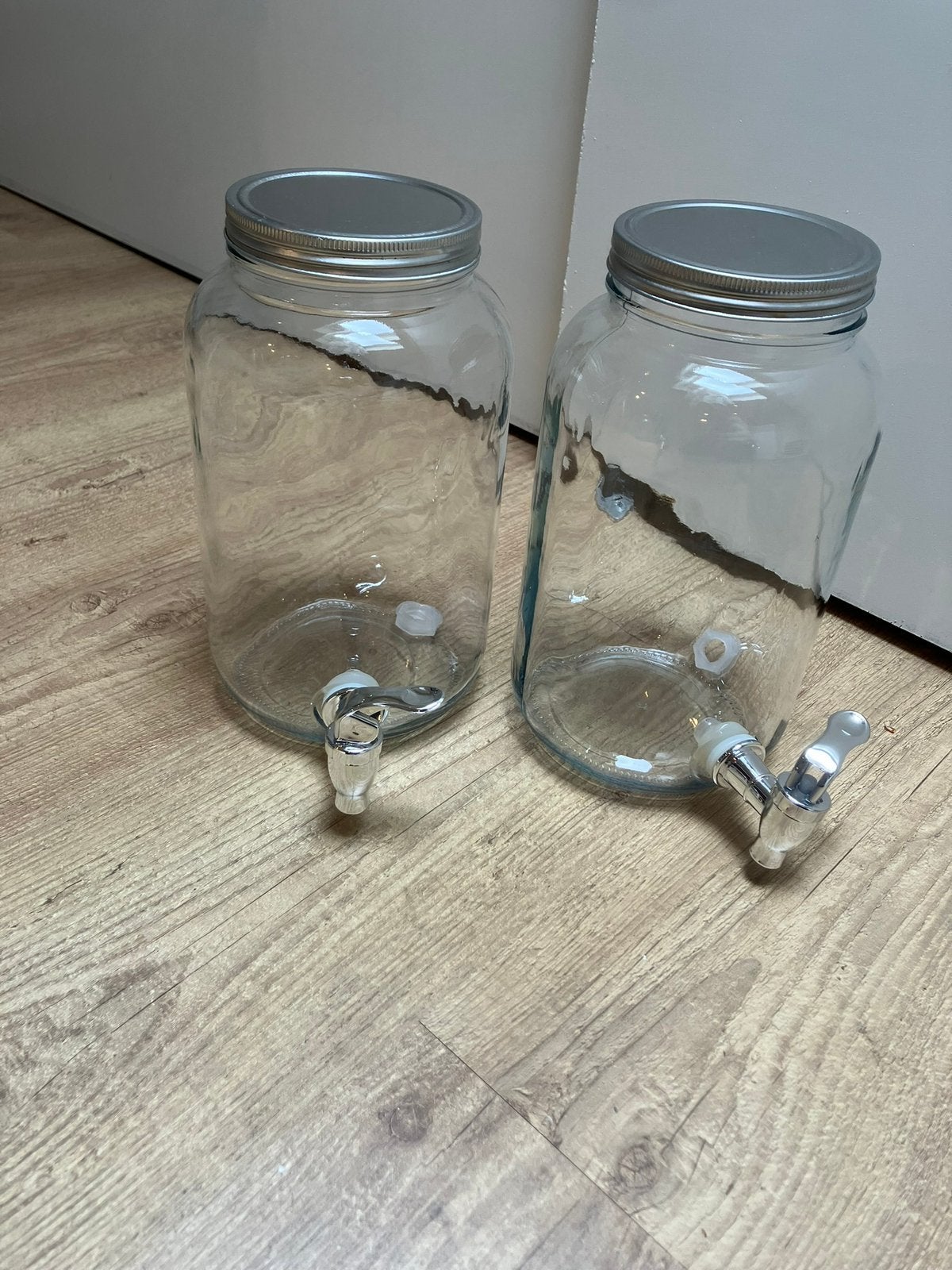 Drankdispensor, Ophalen, Zo goed als nieuw