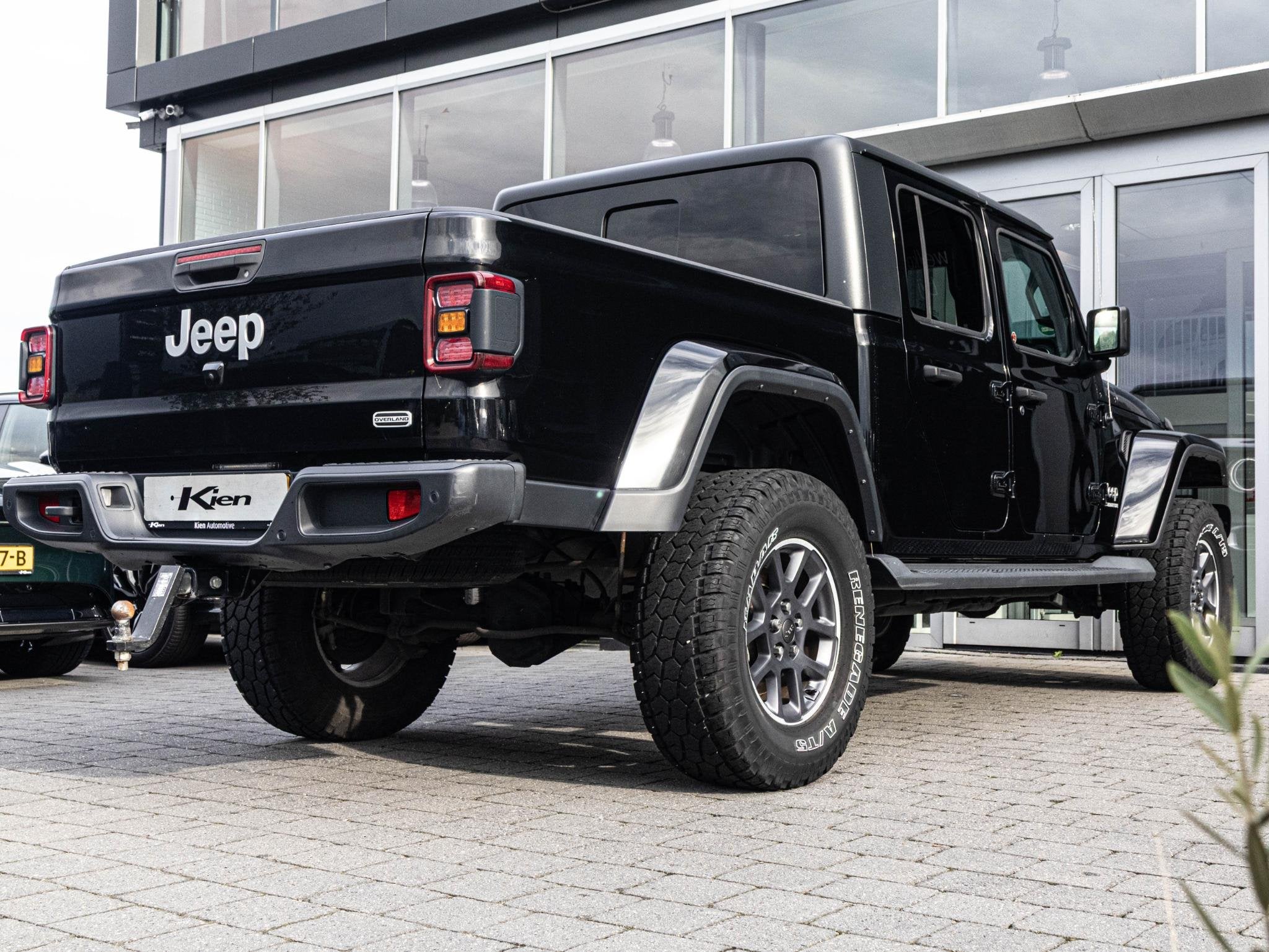 Jeep Gladiator Grijs Kenteken | Body Lift | Optie naar 5 per, Auto's, 2720 kg, Stof, Gebruikt, Zwart