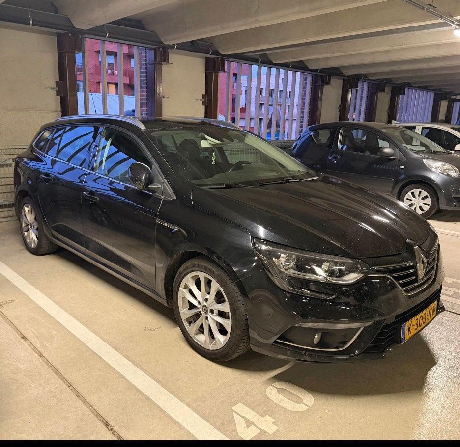 Renault Mégane 1.3 TCe 140pk EDC GPF 2019 Zwart, 4 cilinders, 1290 kg, LED verlichting, Zwart