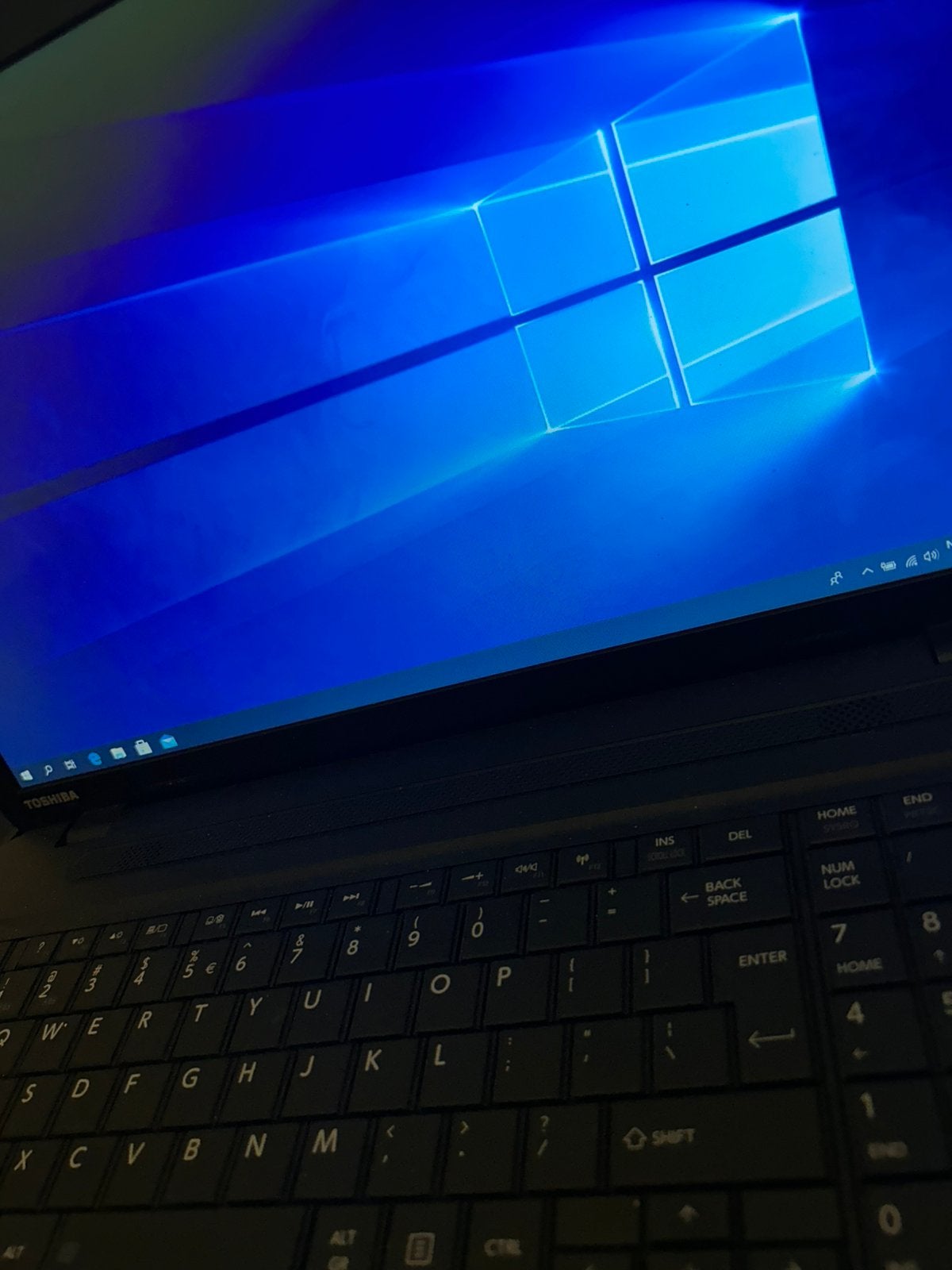 Toshiba laptop, Ophalen of Verzenden, Zo goed als nieuw, 2 tot 3 Ghz