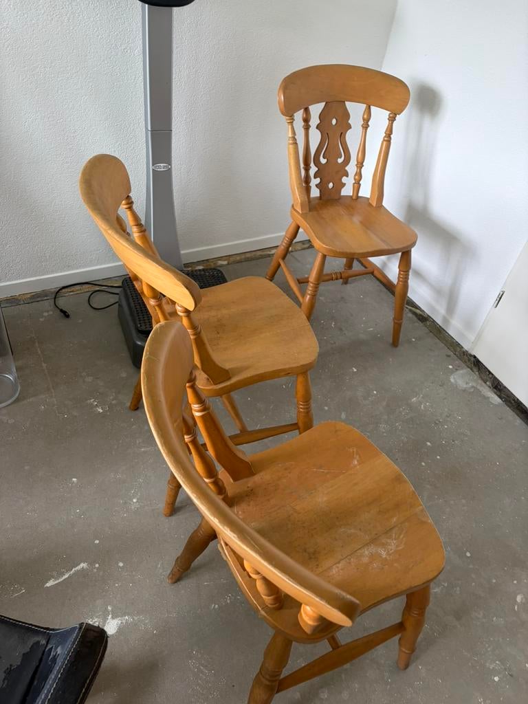 Stoeltjes, Antiek en Kunst, Ophalen