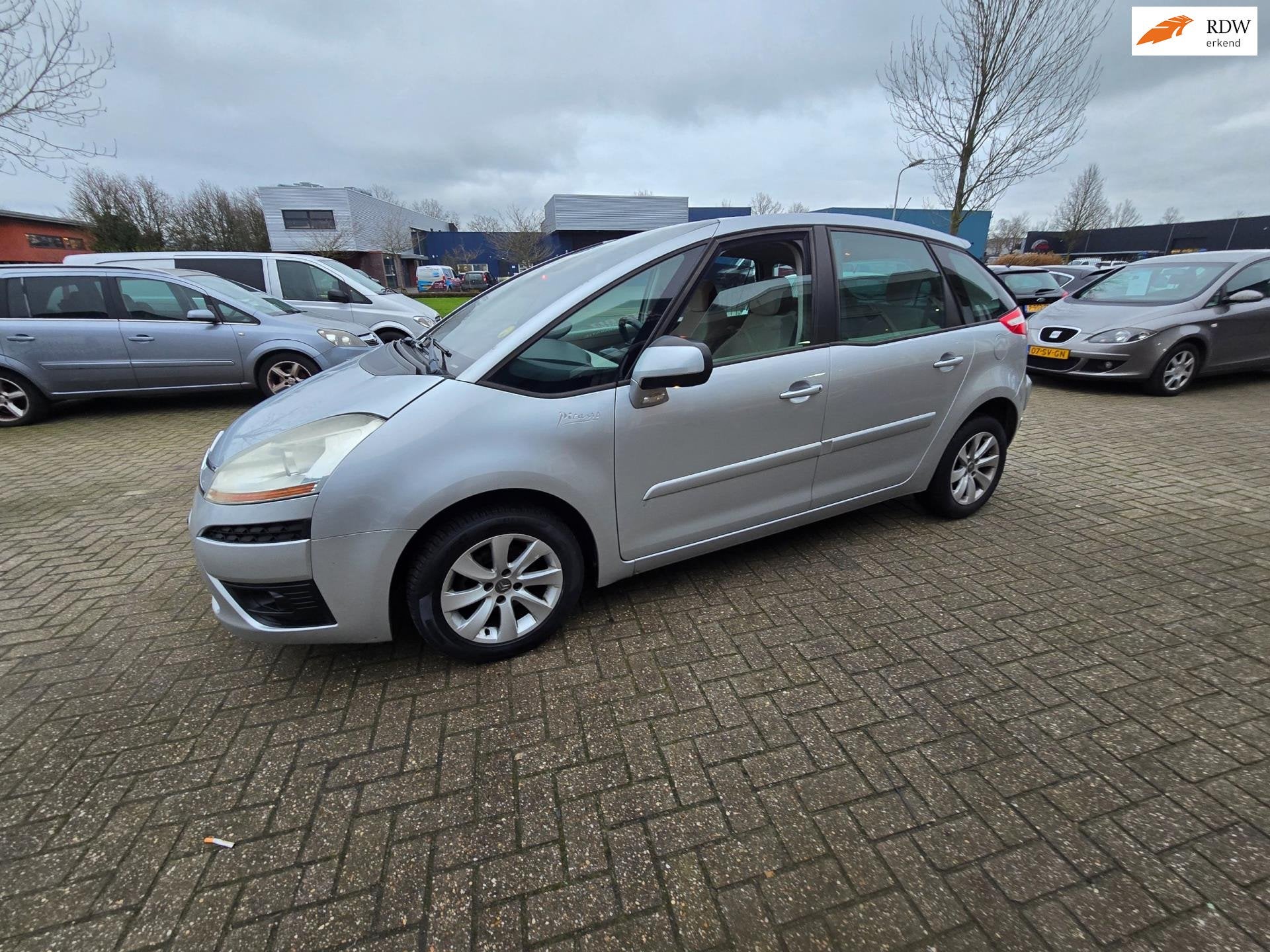 Citroen C4 Picasso 1.8-16V Lumière 5p., 125 pk, Gebruikt, 4 cilinders, 1749 cc