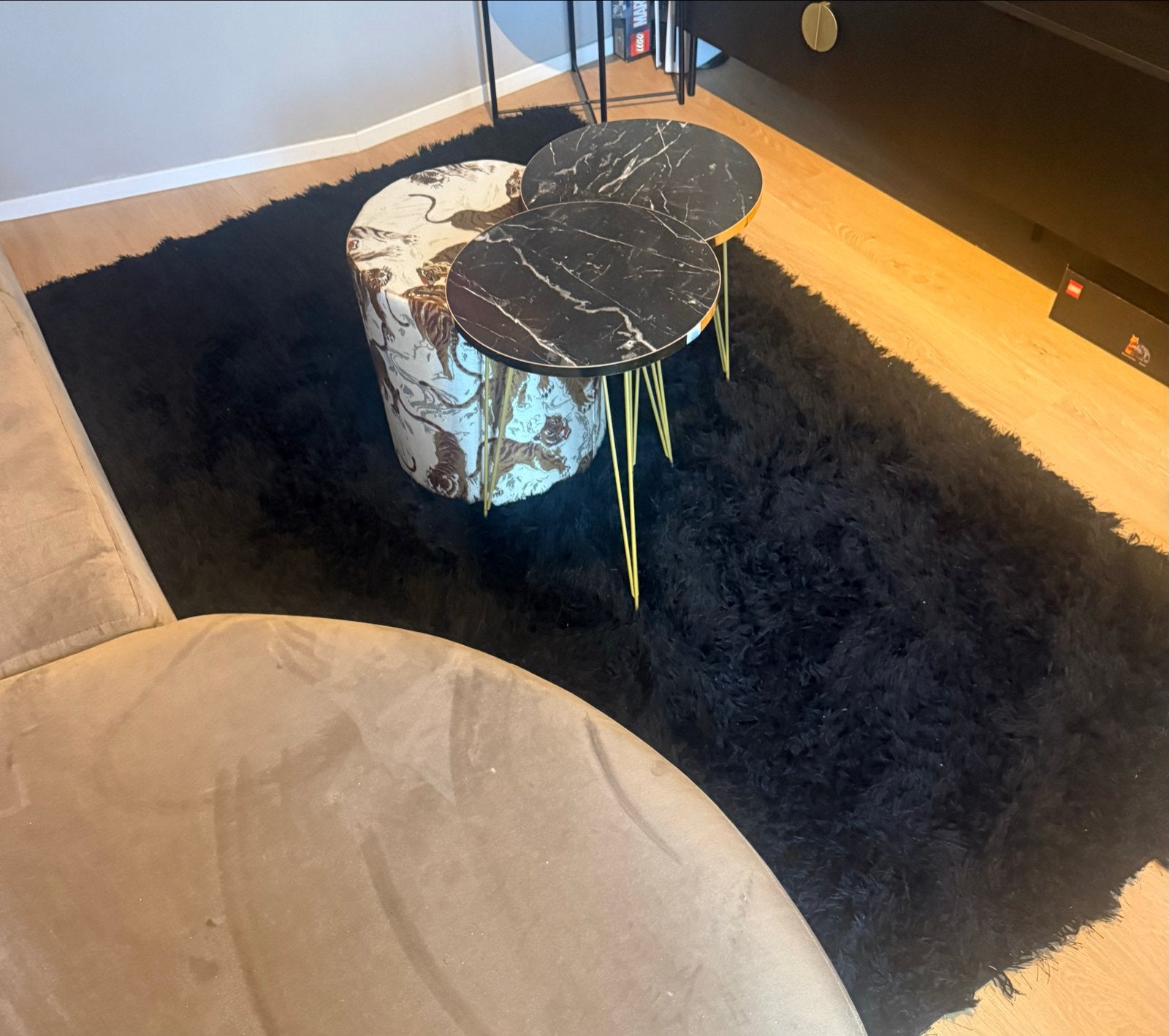 Zwart Hoogpolig Vloerkleed - Zacht en Modern, Ophalen, Zwart, Zo goed als nieuw, 200 cm of meer