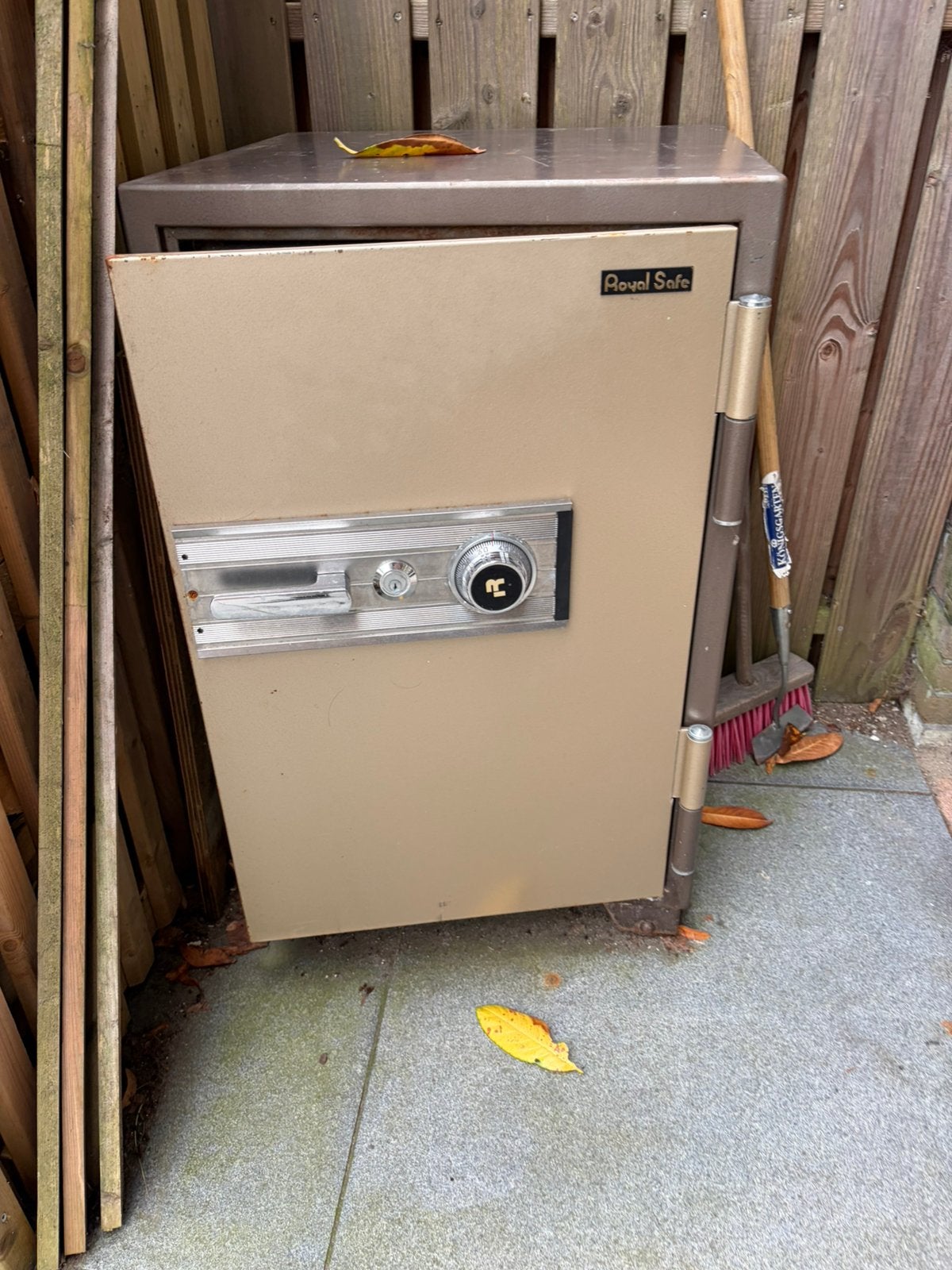 Kluis Royal safe, Ophalen of Verzenden, Gebruikt, Brandkast