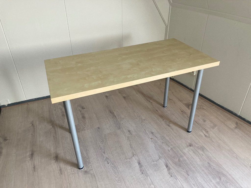 Voka Amon tafel, Huis en Inrichting, Tafels | Eettafels, Ophalen, Gebruikt, 100 tot 150 cm, 50 tot 100 cm