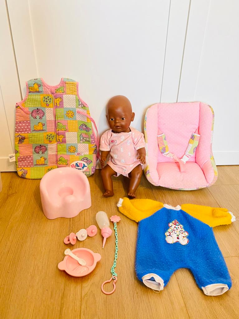 Baby Born, buggy en ledikant., Ophalen, Zo goed als nieuw, Babypop