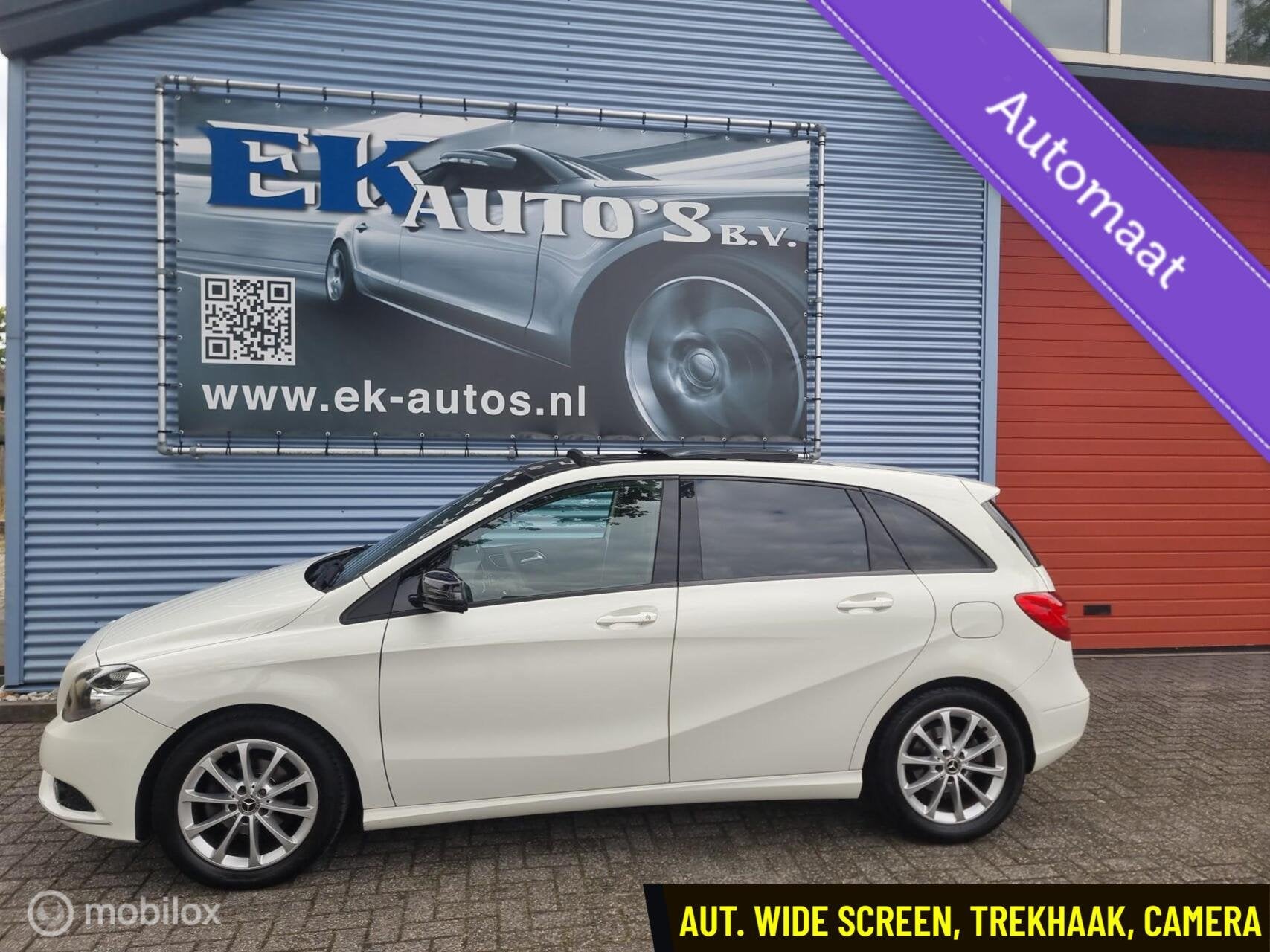 Mercedes B180 Ambition. Panodak, Camera, Navi, Cruise, Haak, Auto's, 1325 kg, Gebruikt, Zwart, 4 cilinders