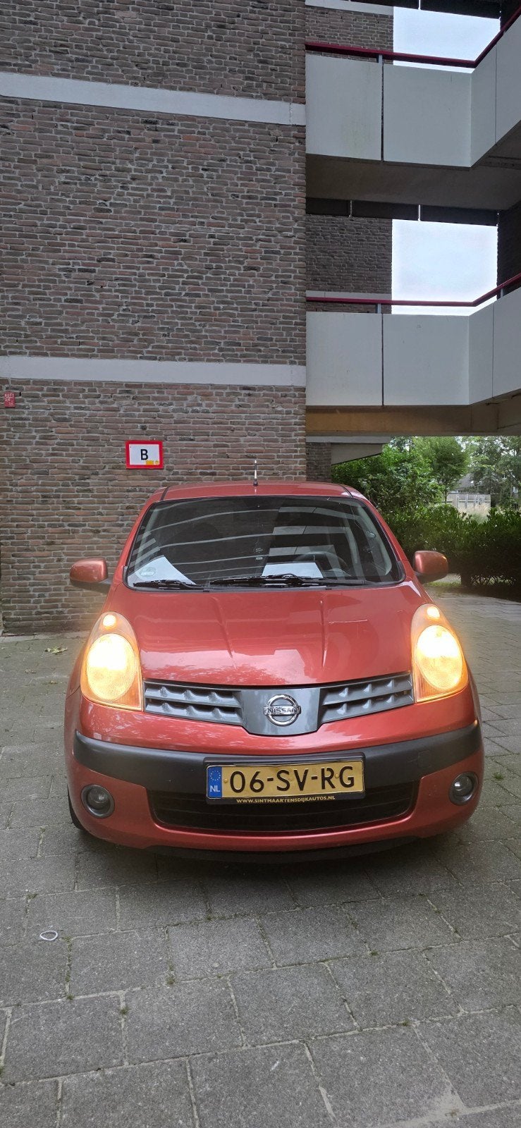 Nissan Note 1.6 16V AUT 2006, 750 kg, 49 €/maand, Particulier, 1598 cc