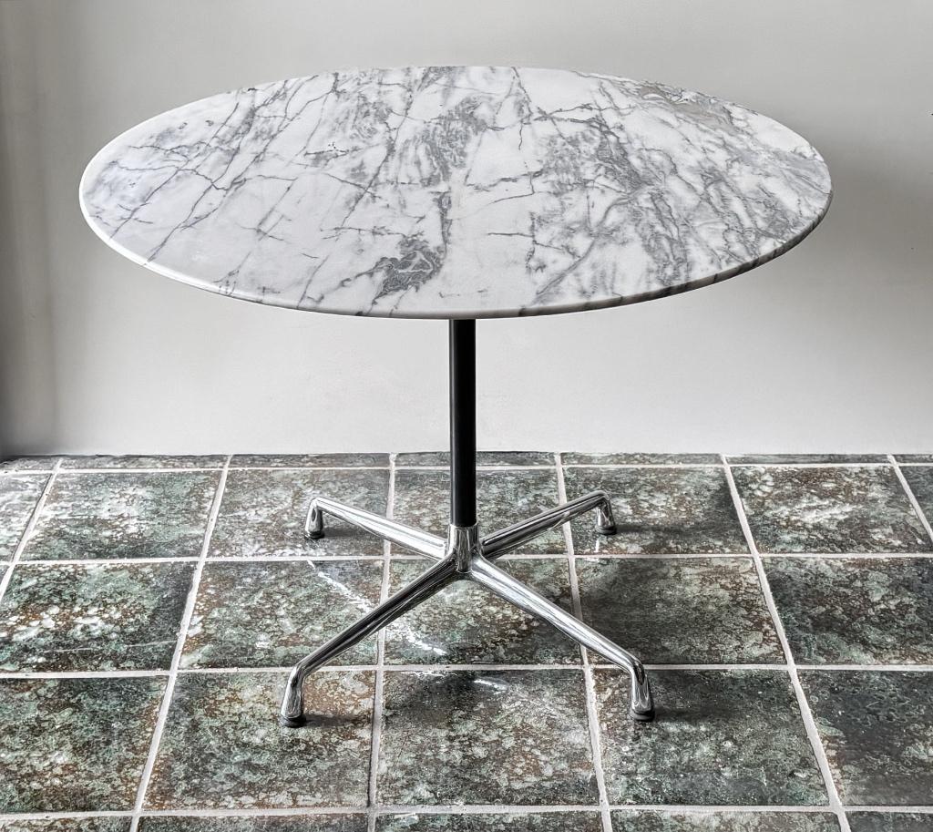 Eames Vitra contract table marmer Ø100cm segmented table, 50 tot 100 cm, -, Rond, Zo goed als nieuw