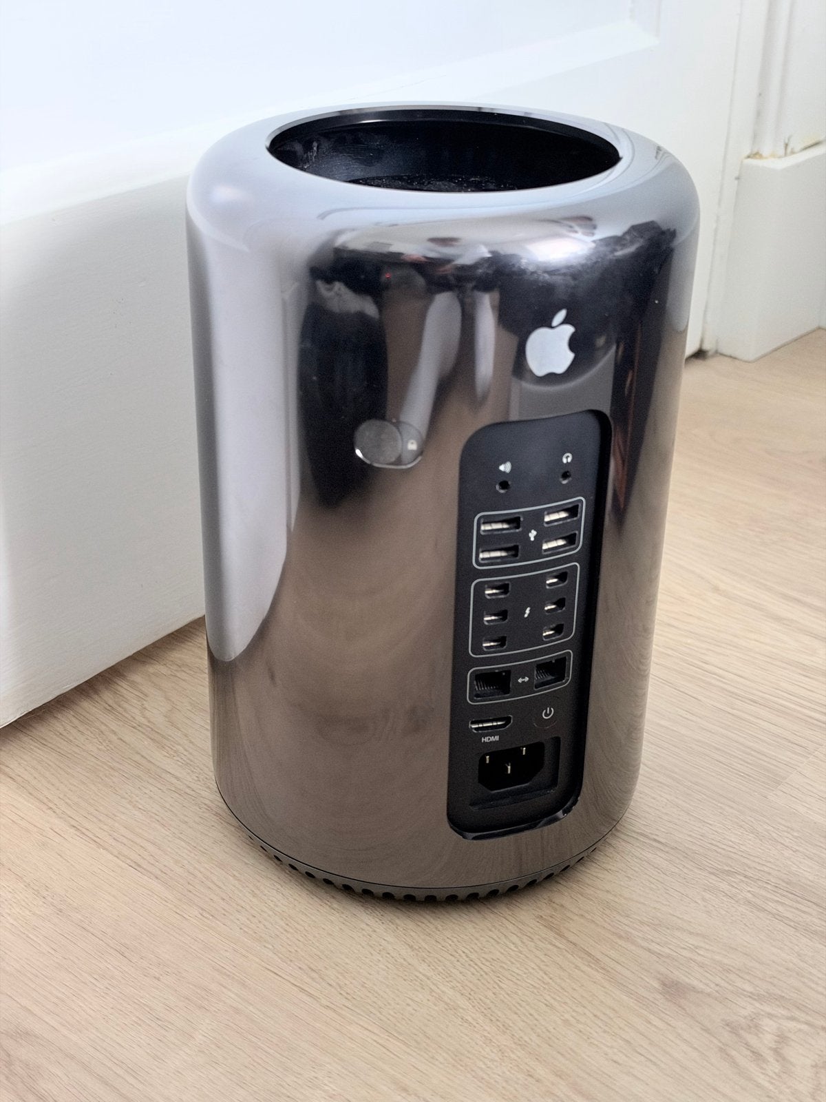 Apple Mac Pro (Eind 2013) - Quad-Core Xeon E5, 16GB RAM, Computers en Software, Ophalen of Verzenden, Zo goed als nieuw, Mac Pro
