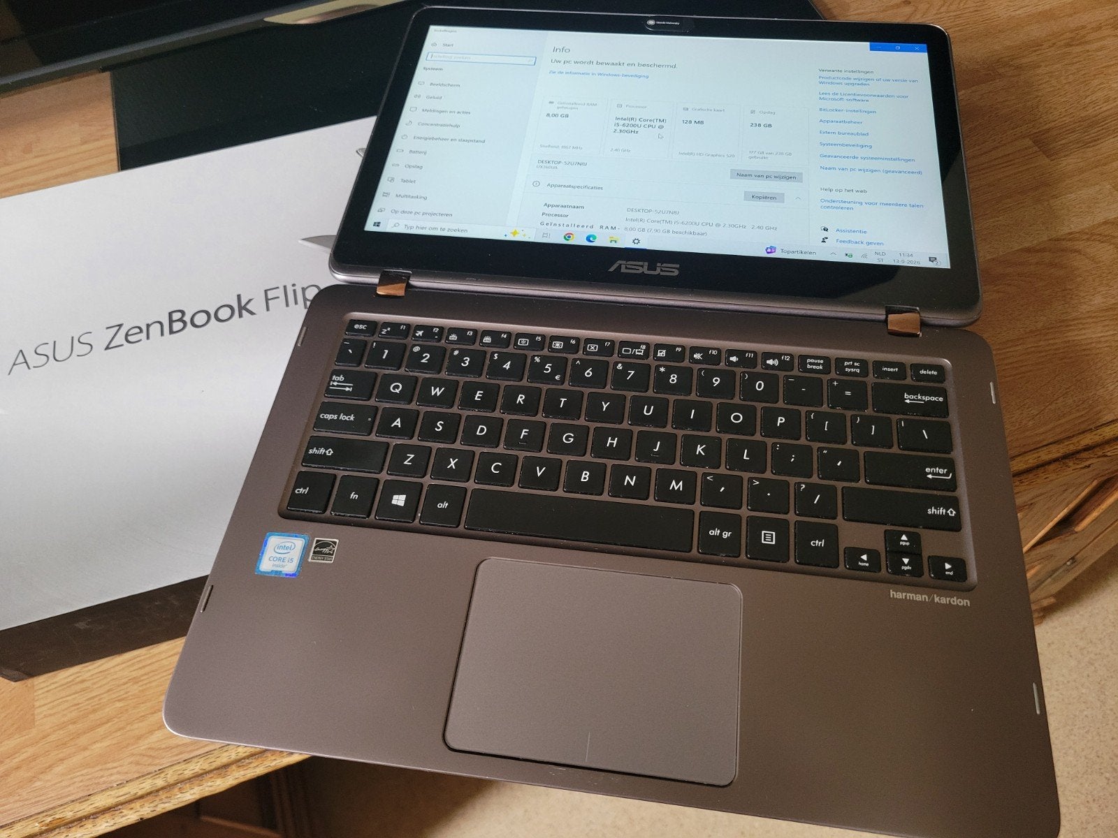 ASUS Zenbook Flip UX360U i5 Transformer zo goed als nieuw, Computers en Software, Ophalen, 2 tot 3 Ghz, 8 GB, 13 inch
