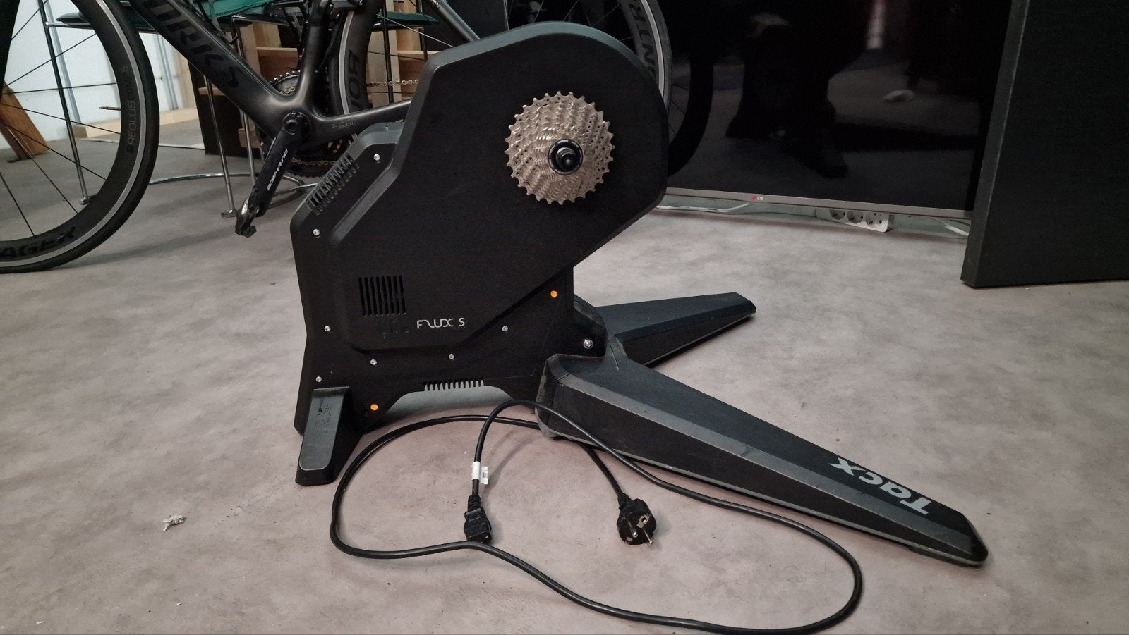 Tacx Flux S Smart Trainer - Zo goed als nieuw, Ophalen of Verzenden
