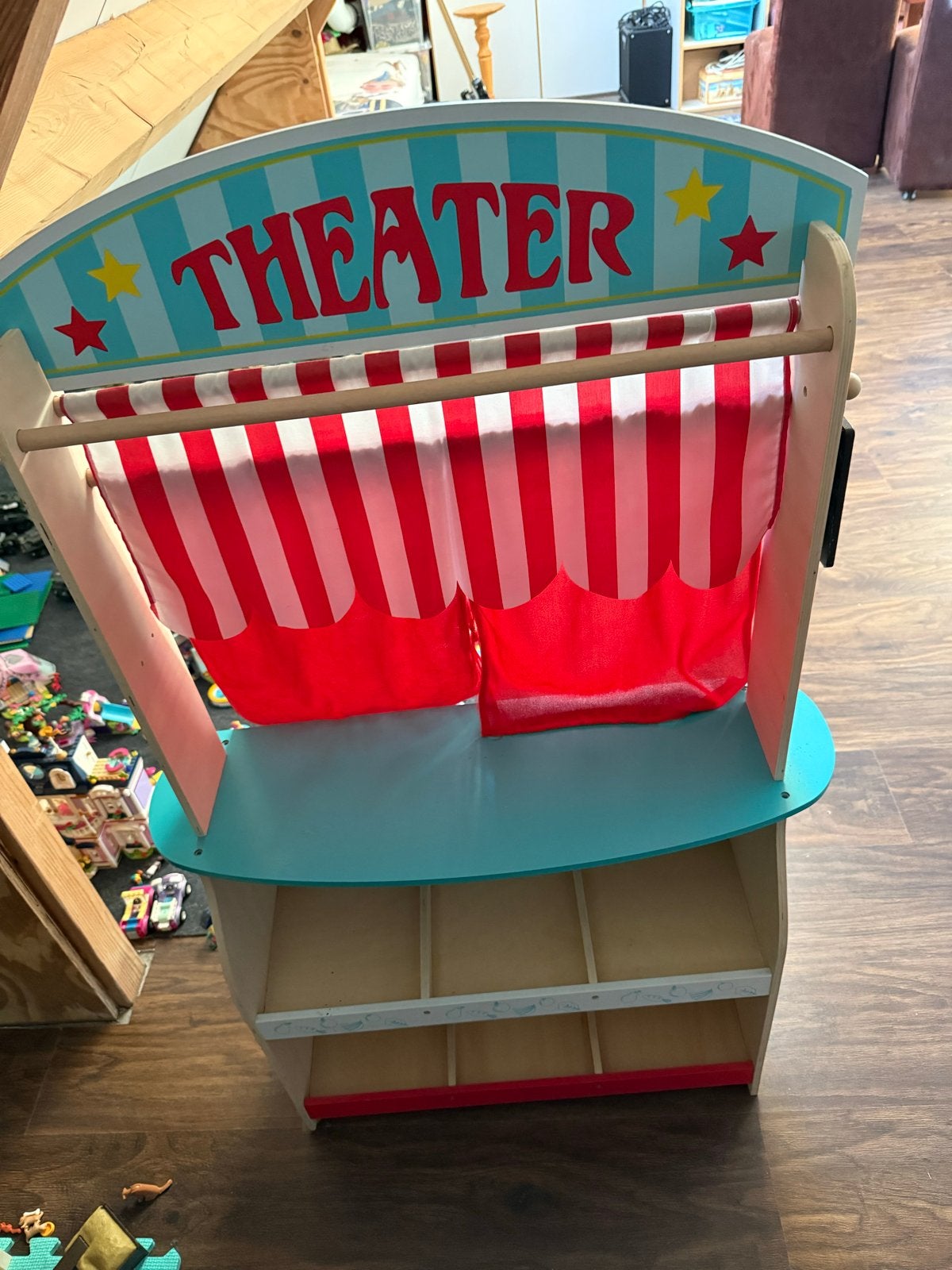 Houten Theater/ groentekraam met Krijtbord en Speelgoed, Ophalen, Gebruikt, Jongen of Meisje