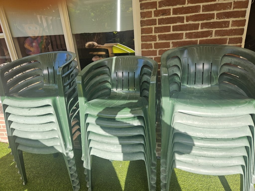 20 Groene Stevige Tuinstoelen ophalen Diemen Zuid