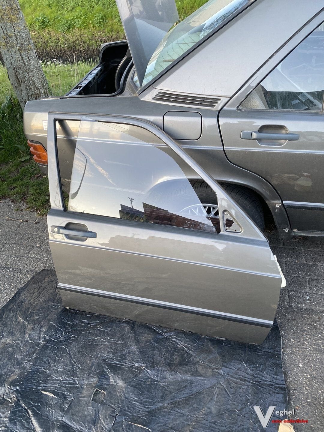 Mercedes W201 Portier Rechtsvoor, Ophalen, Gebruikt, -, Deur