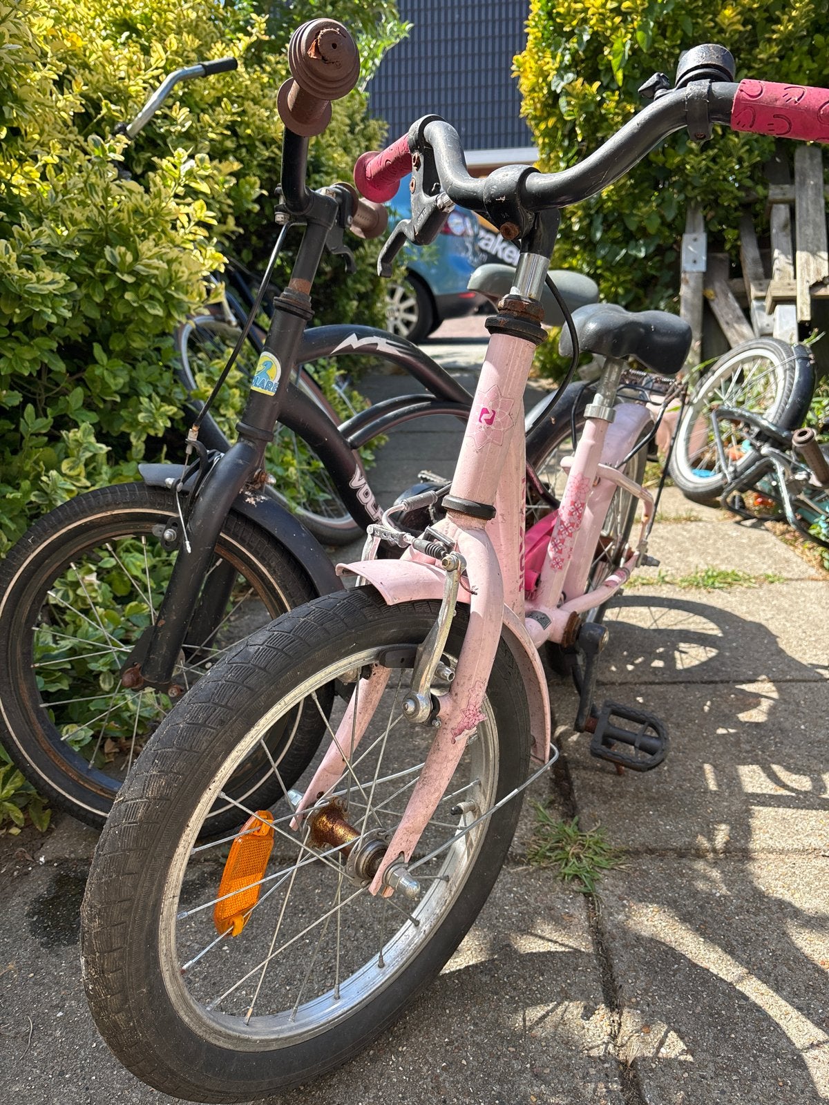 2 kleine kinderfietsen - snel ophalen!, Ophalen, Gebruikt, Velgrem, Minder dan 16 inch