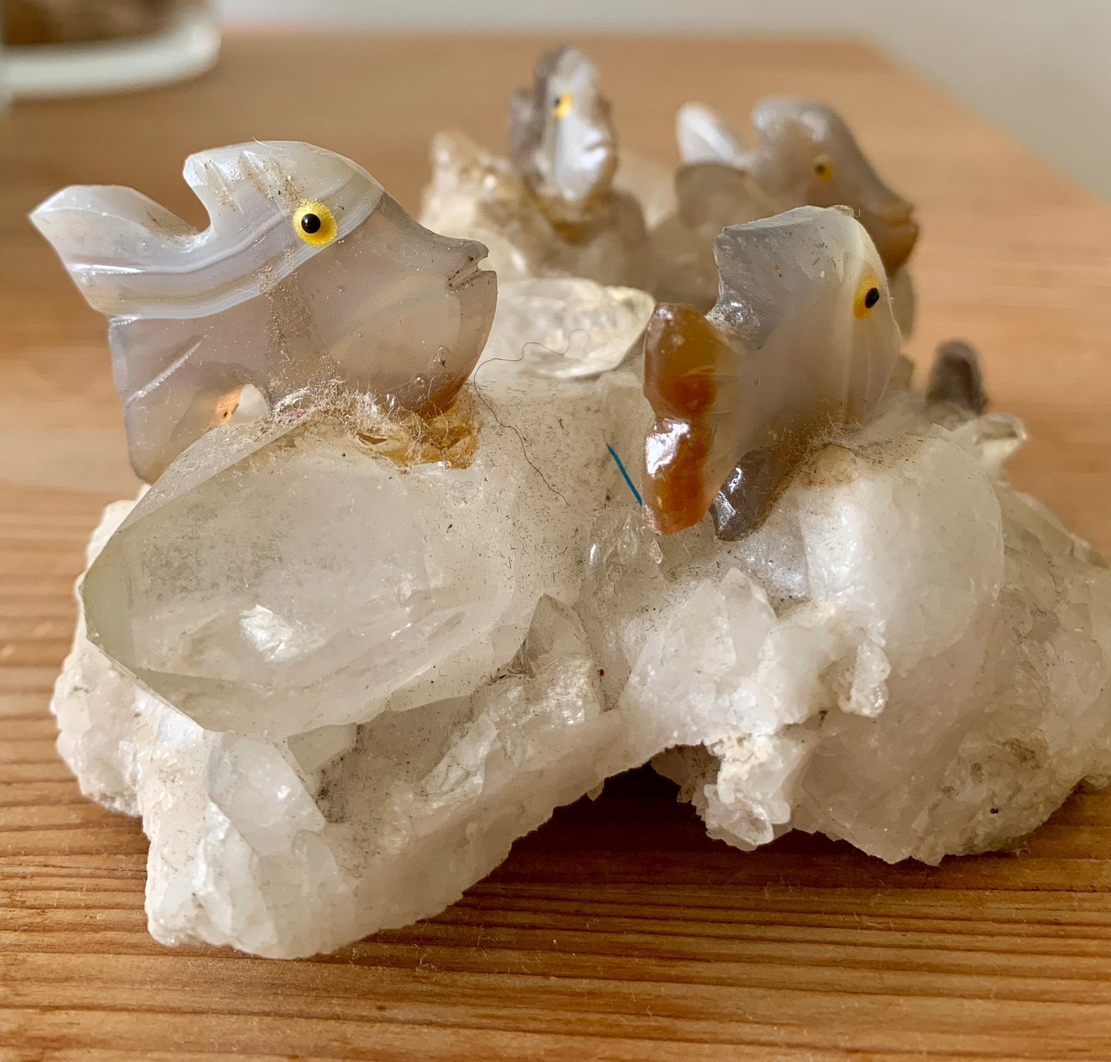 Mooi kristalcluster (witte kwarts)  met vissen, Ophalen of Verzenden, Zo goed als nieuw, Overige typen