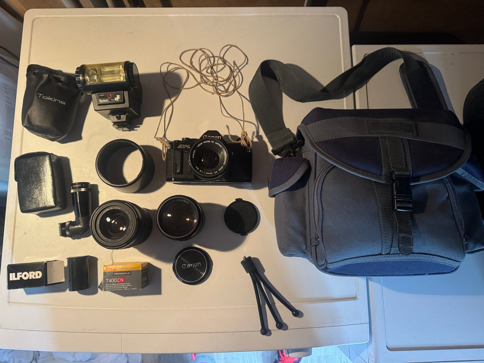 Analoge CANON camera set met 3 lenzen, flits, tas en statief, Ophalen of Verzenden, Gebruikt, Spiegelreflex, Canon