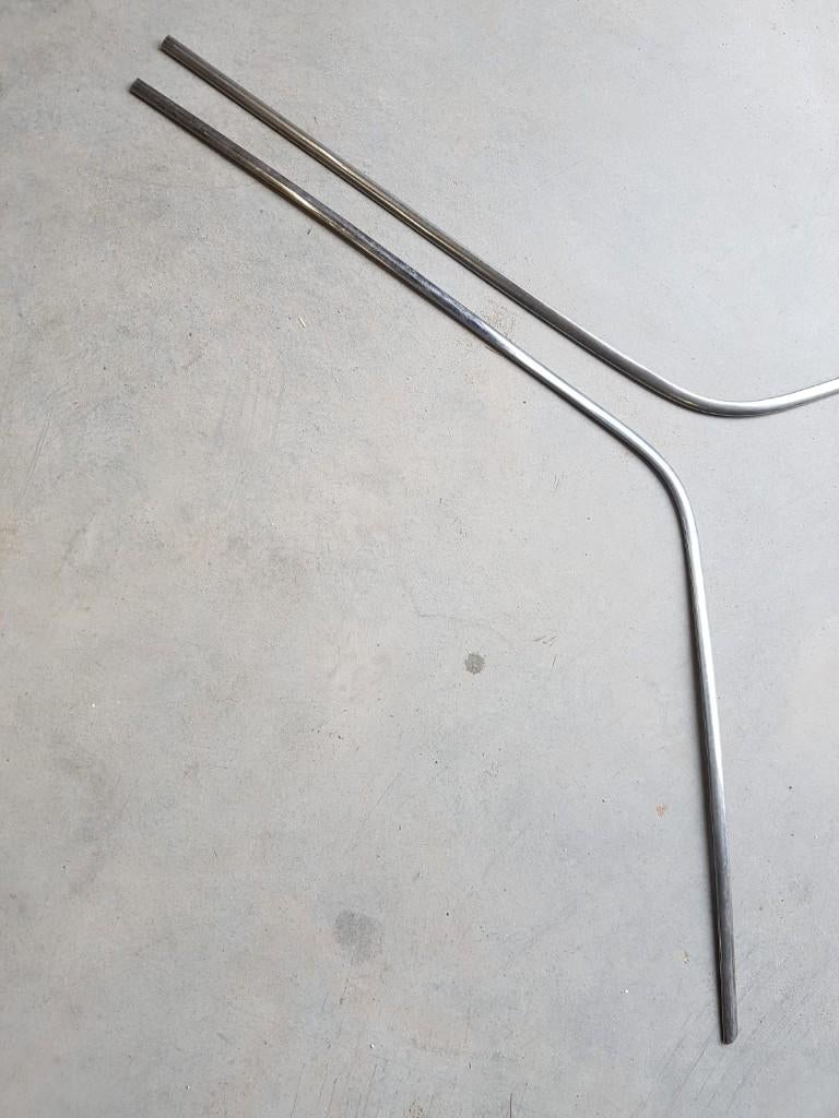 Sierlijst Peugeot 404 Decoratie strip exterieur-accessoires, Ophalen, Gebruikt