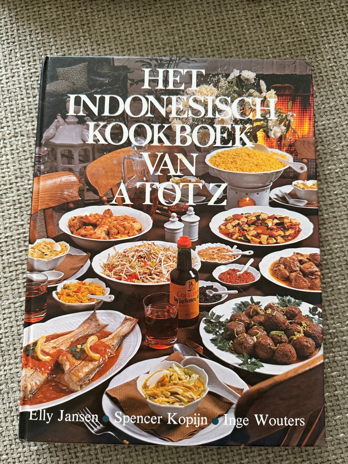Het Indonesisch Kookboek van A tot Z - Recepten & Tips, Boeken, Ophalen of Verzenden, Gelezen, Azië en Oosters, Voorgerechten en Soepen