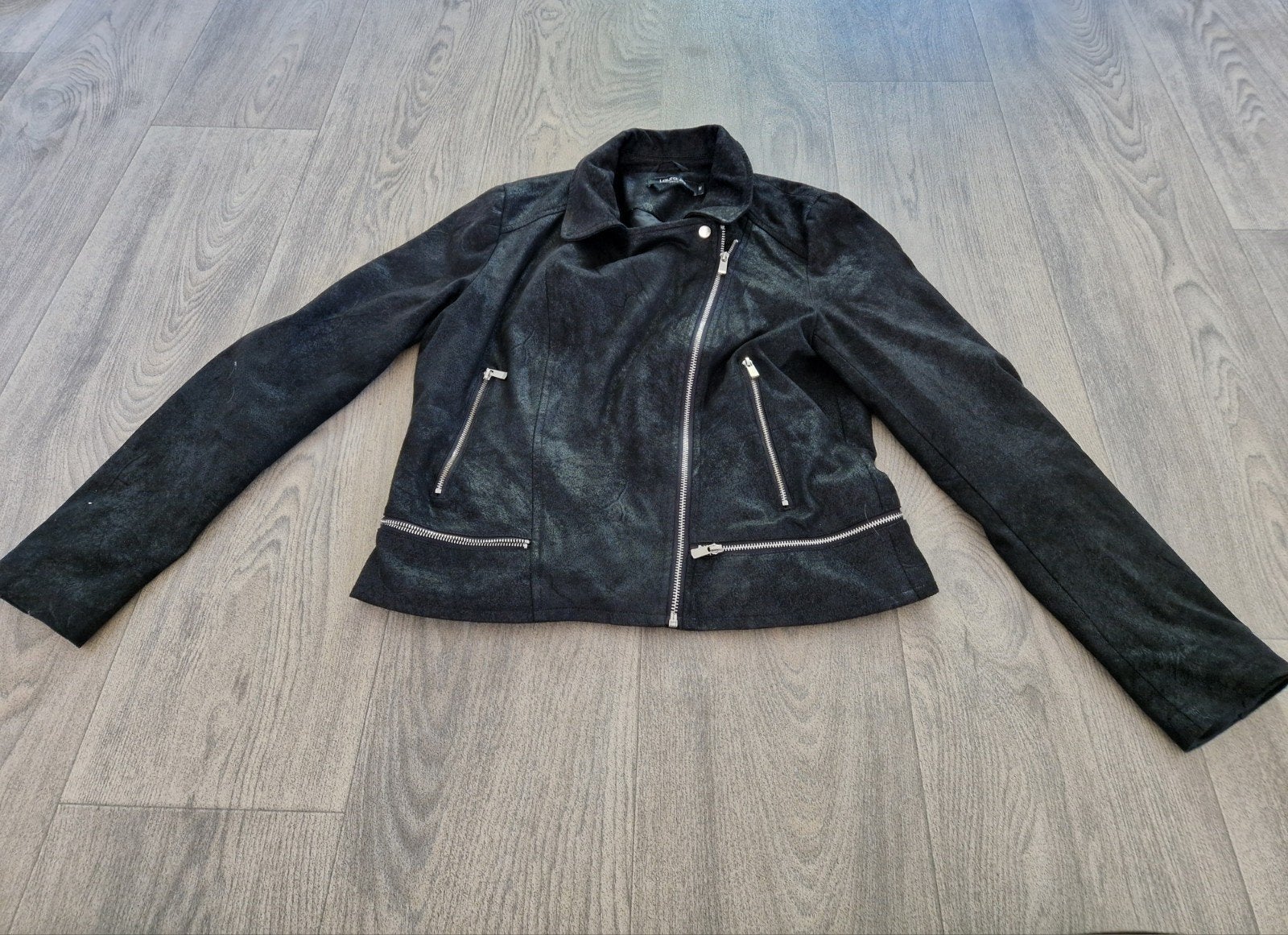 Te koop - jasje in het zwart van het merk Laura Jo maat M, Kleding | Dames, Verzenden, Gedragen, Maat 38/40 (M), Zwart