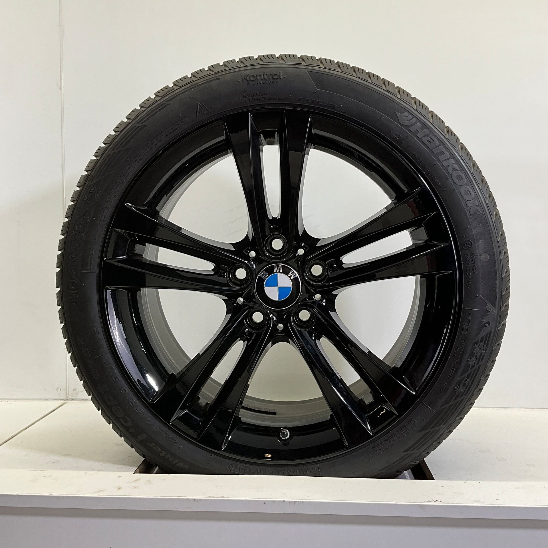 NIEUW BMW 3 SERIE F30 F31 4 SERIE F32 F33 F36 SET VELGEN + W, 18 inch, -, -, Banden en Velgen