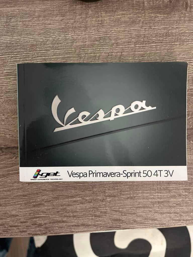 Vespa Primavera-Sprint 50 4T 3V Boekje, Ophalen of Verzenden