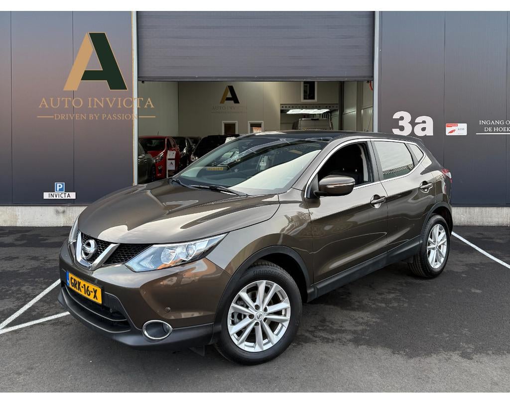 Nissan QASHQAI 1.2 - Acenta - Panoramadak (bj 2014), Voorwielaandrijving, Gebruikt, 4 cilinders, Bruin