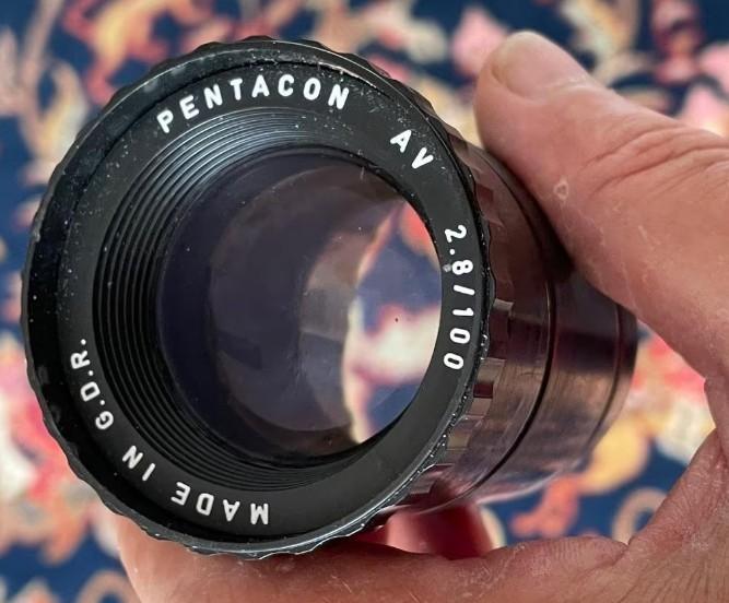 Pentacon AV (made in GDR) 100mm f2.8 (gelijk Diaplan 100mm), Verzamelen, Fotografica en Filmapparatuur, Ophalen of Verzenden, Lens of Lenzen