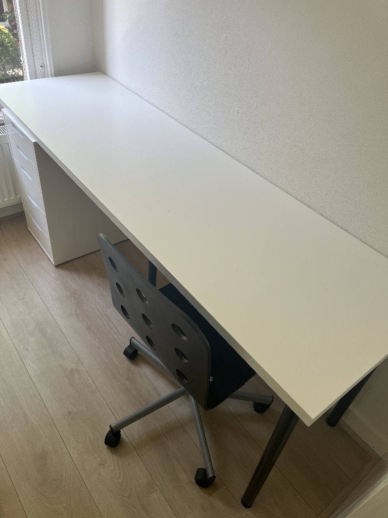 IKEA Bureau tafel en stoel, Ophalen, Gebruikt, IKEA, Overige materialen