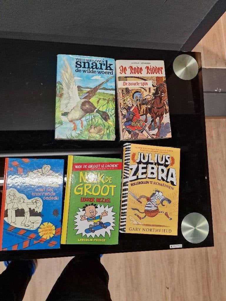 Diverse Kinderboeken waanzinnige boomhut Niek de Groot etc, Boeken, Ophalen of Verzenden, Zo goed als nieuw, Fictie algemeen