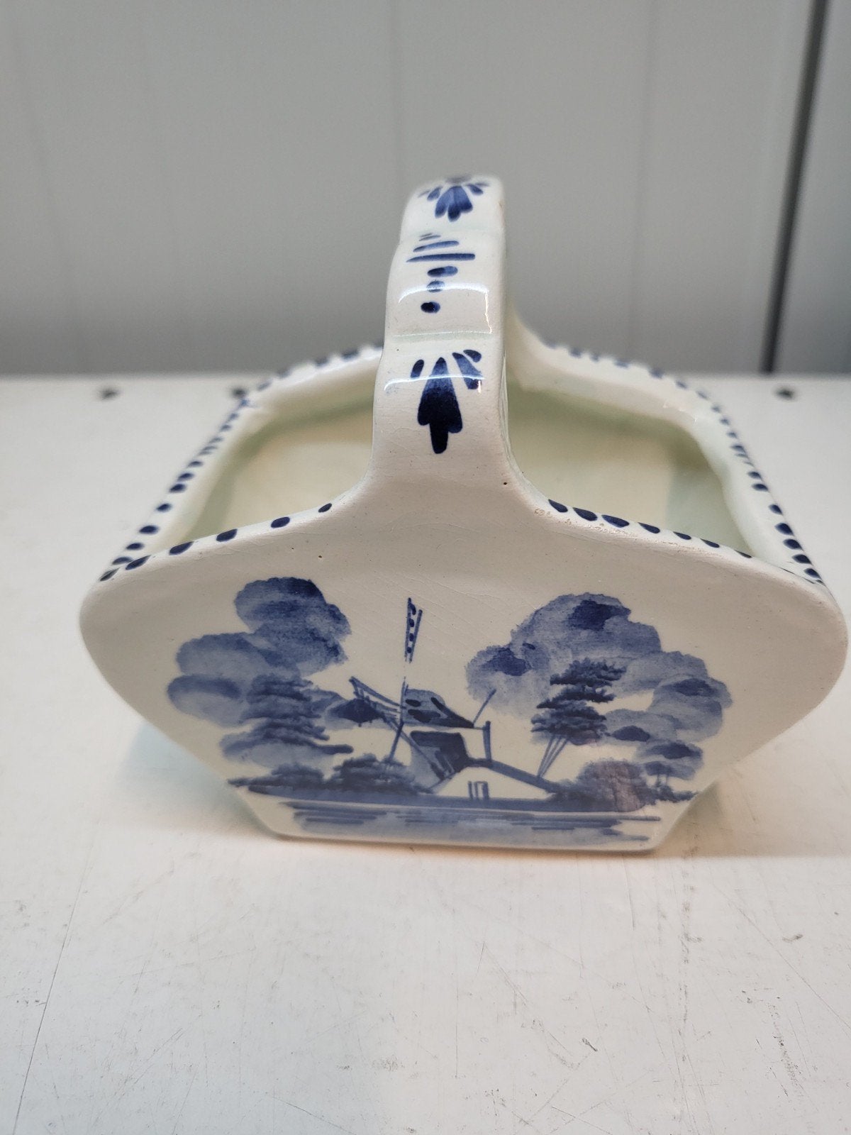 Delfts Blauw Mandje met Molen en Bloemen Decoratie, Antiek en Kunst, Antiek | Keramiek en Aardewerk, Ophalen of Verzenden