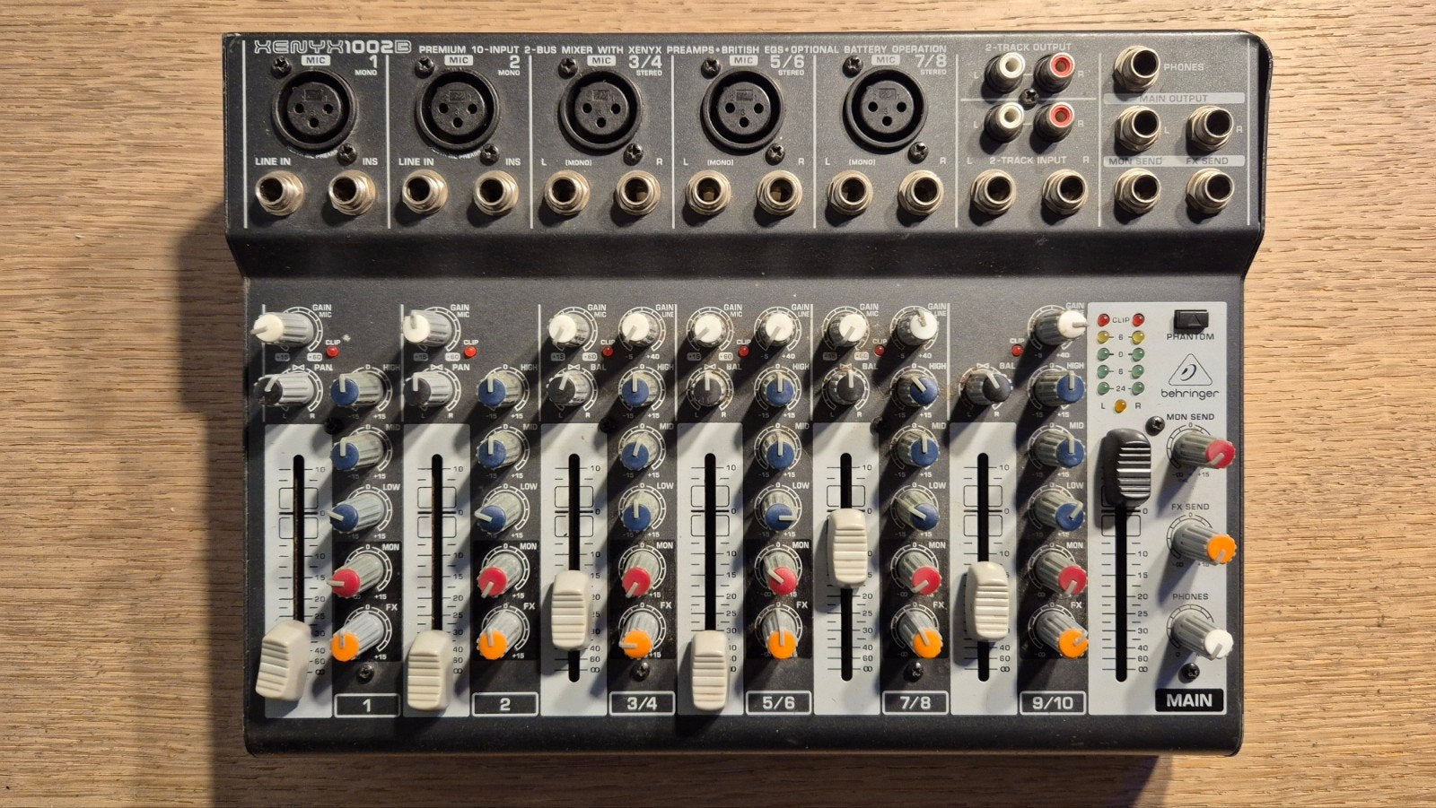 Mengpaneel xenyx 1002c, Ophalen, Zo goed als nieuw, 5 tot 10 kanalen, Microfooningang