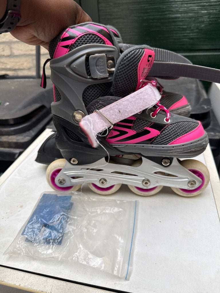 Skeelers verstelbaar roze grijs maat 31-34, Kinderen, Inline skates 4 wielen, Ophalen, Overige merken