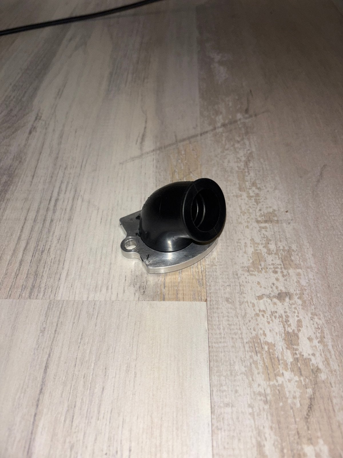 Draaibaar spruitstuk 24mm aansluiting (nieuw), Fietsen en Brommers, Ophalen of Verzenden, Nieuw, Carburateur
