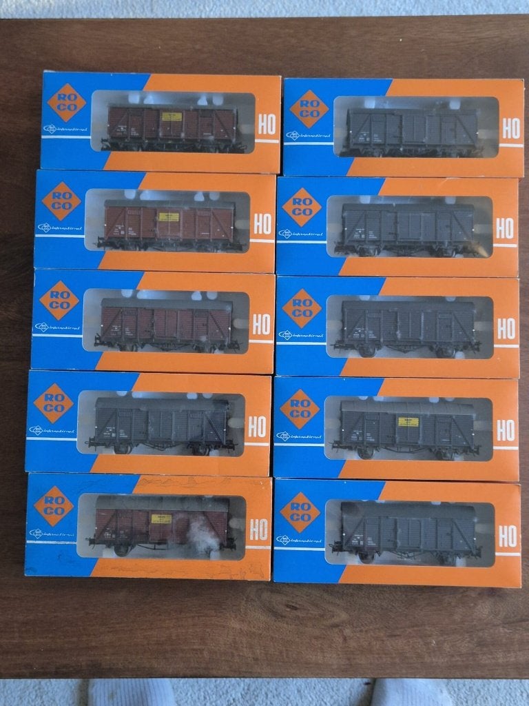 Roco H0 4310 – 10x gesloten goederenwagen, nieuw in doos!, Gelijkstroom, Ophalen of Verzenden, NS, Roco