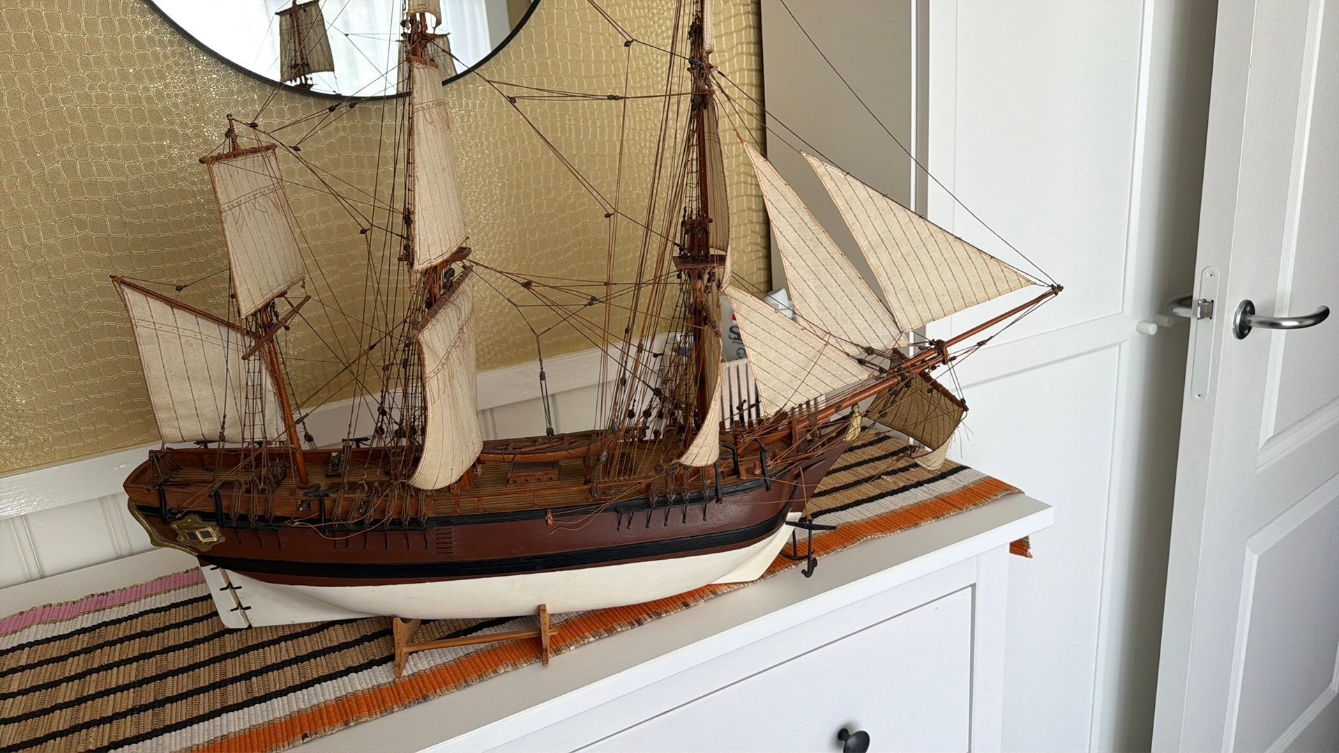 Modelschip de bounty, Hobby en Vrije tijd, Modelbouw | Boten en Schepen, Ophalen