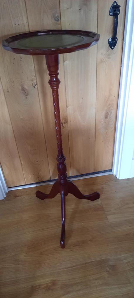 Mooie bijzet tafel, Antiek en Kunst, Ophalen