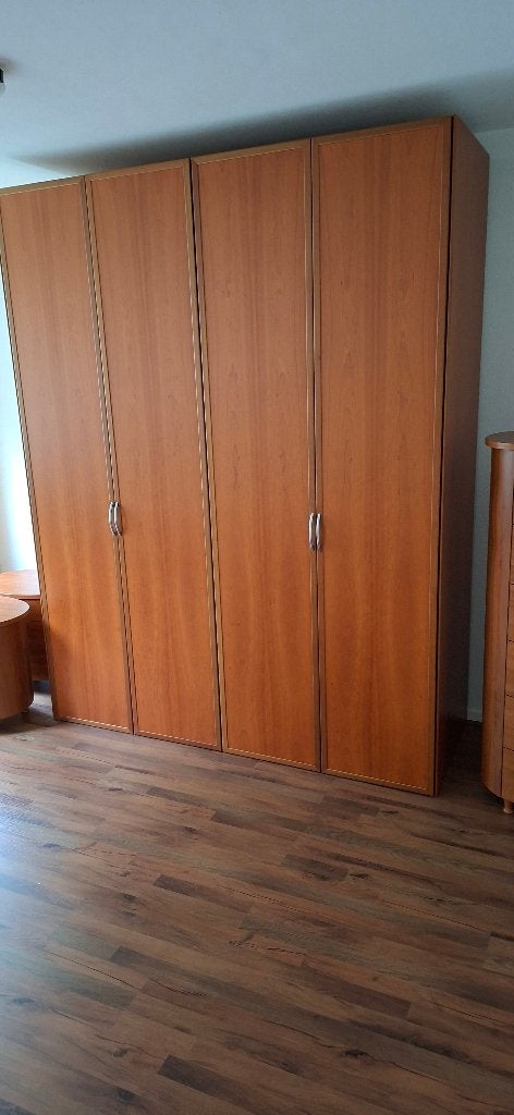 Kledingkast slaapkamer, Ophalen, Met deur(en), 200 cm of meer, 150 tot 200 cm