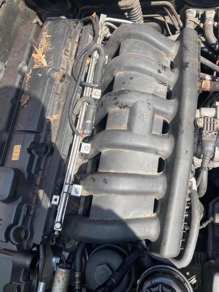 Bmw e39 523i inlaat spruitstuk kompleetmet injectoren, Auto-onderdelen, Ophalen of Verzenden, BMW